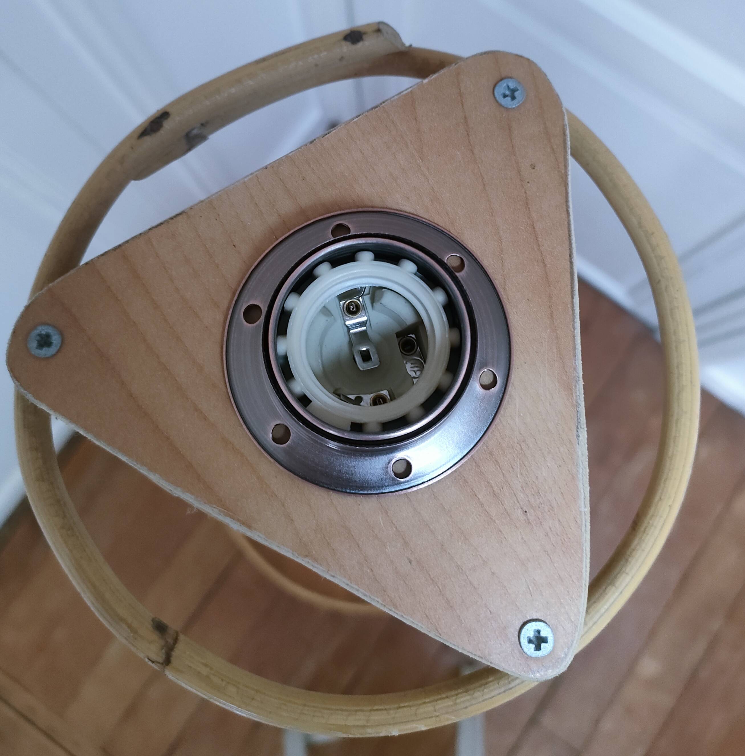 Lampadaire rotin bambou vintage années 50-60