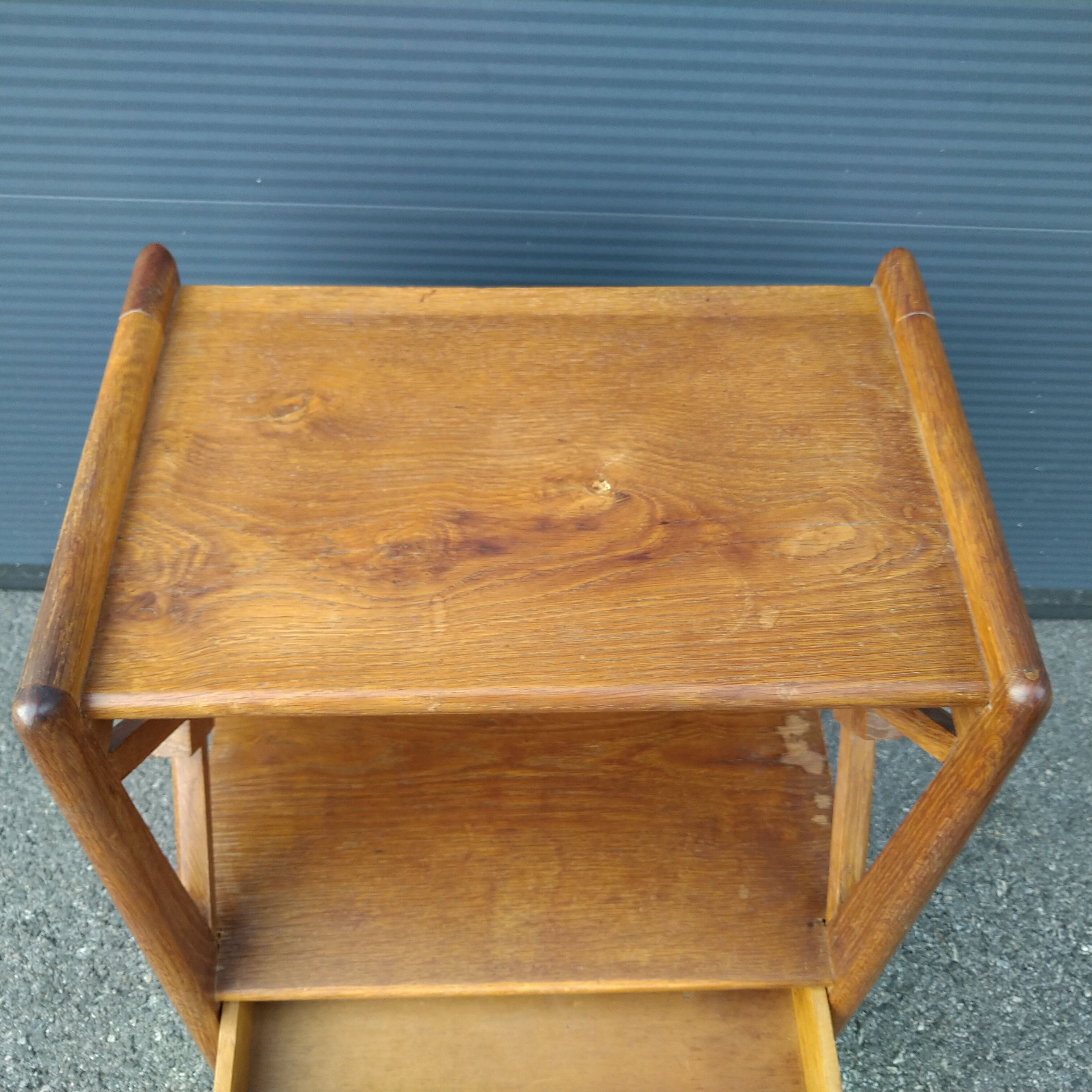 Table de chevet