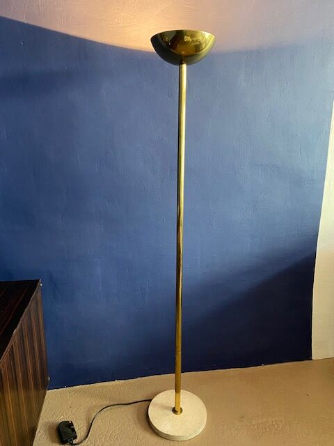 Lampadaire laiton et travertin 1970