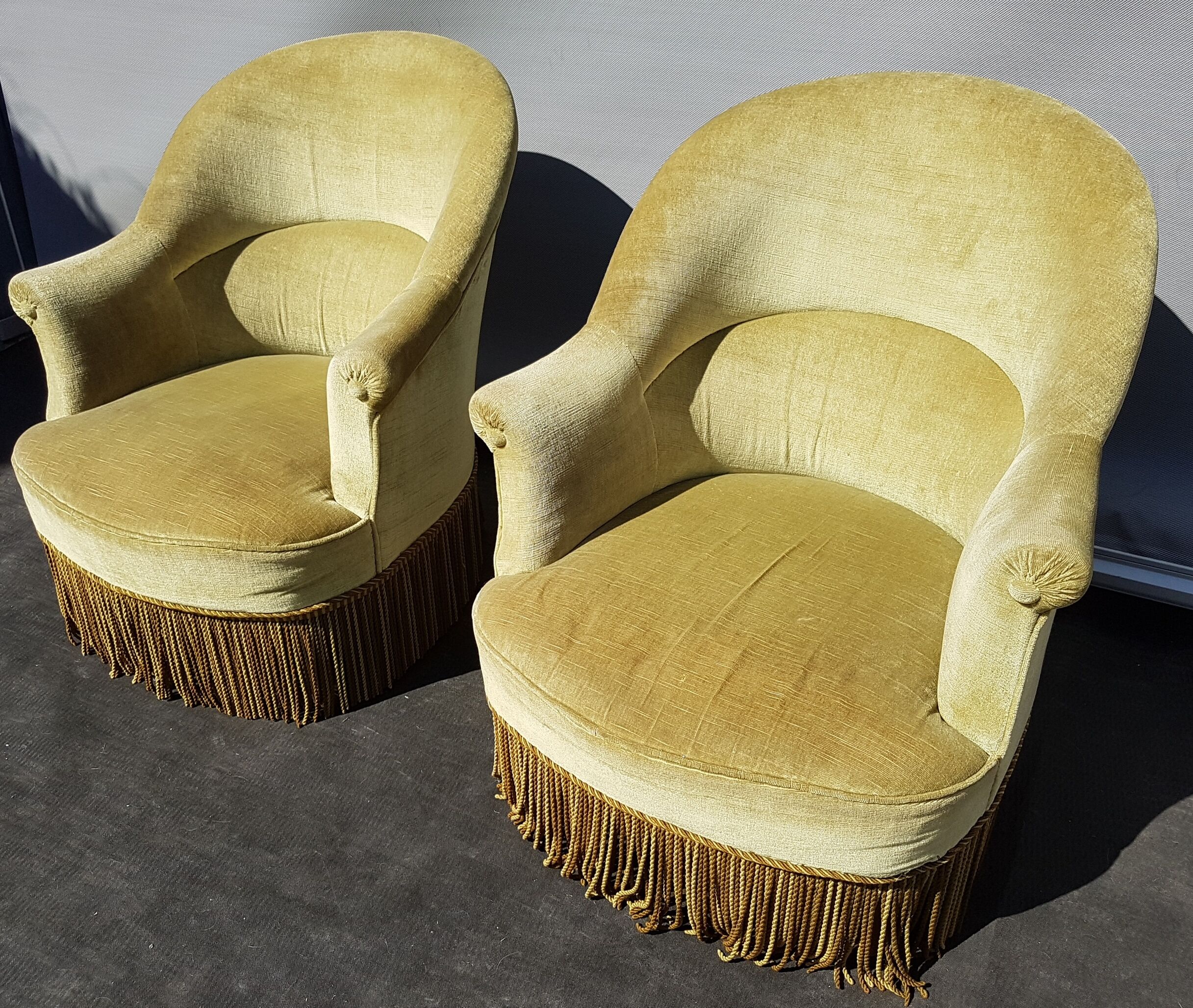 Pair of green toad armchairs