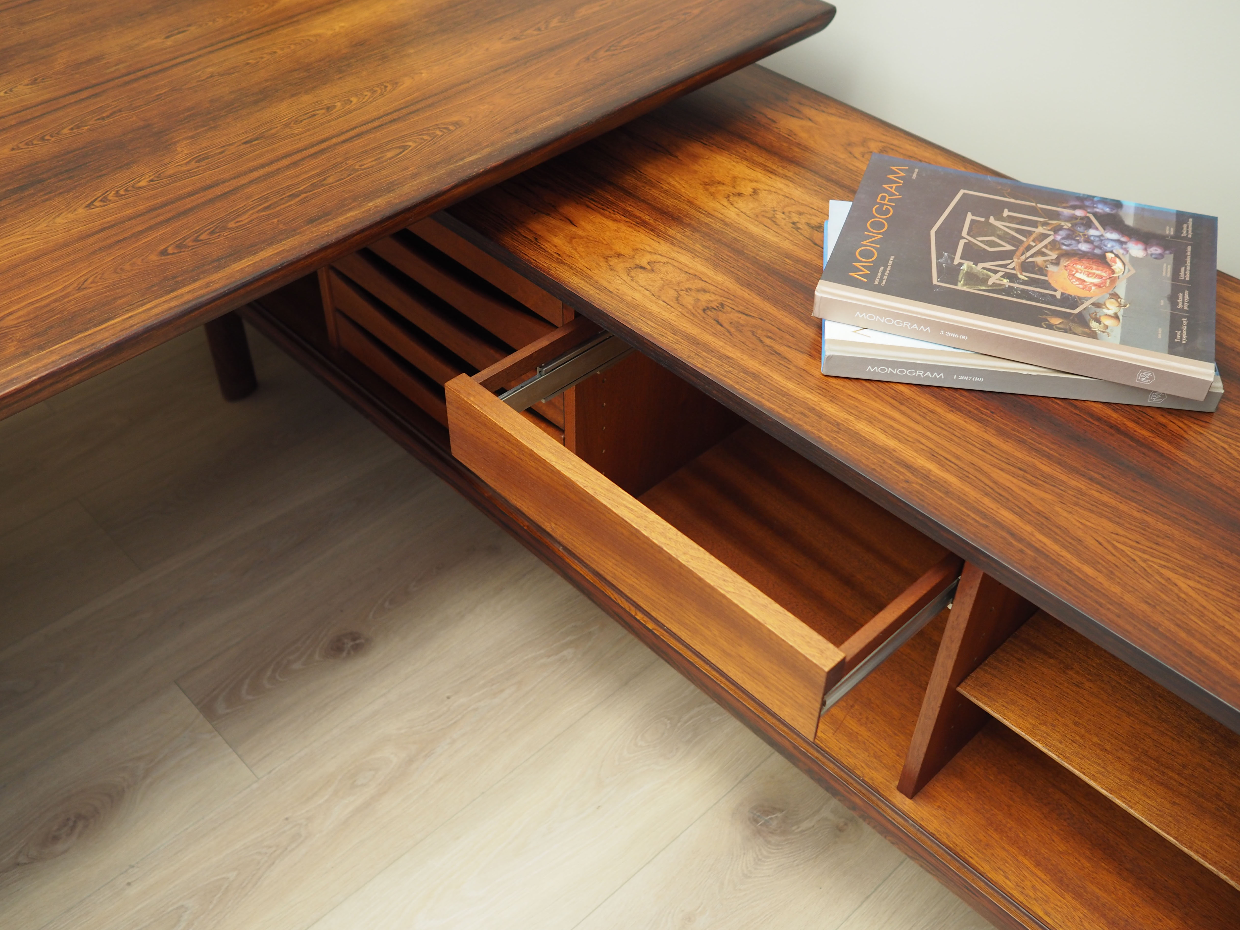 Rosewood desk by Arne Vodder, production Sibast 1960