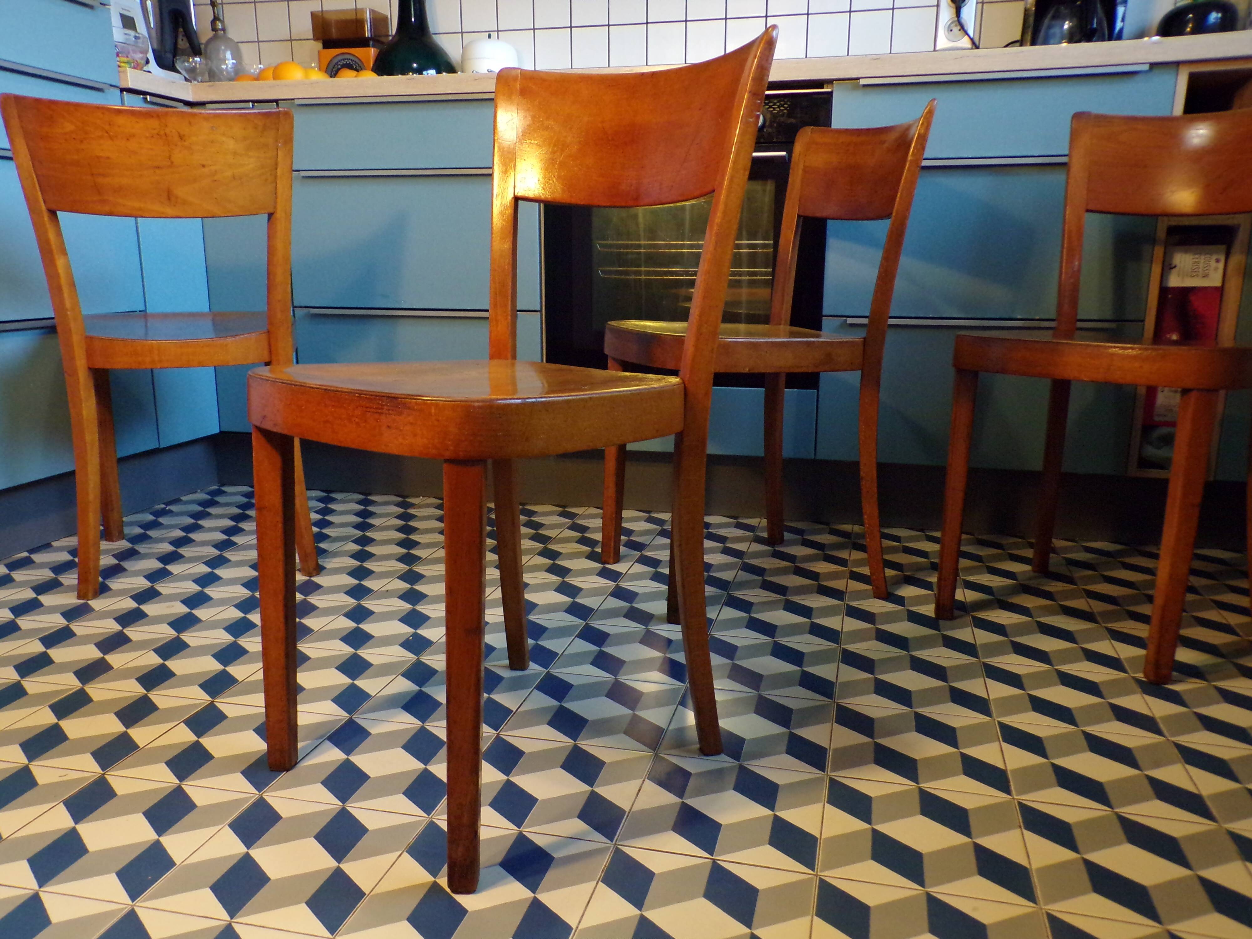 Set of 4 Horgen-Glarus Art Deco chairs