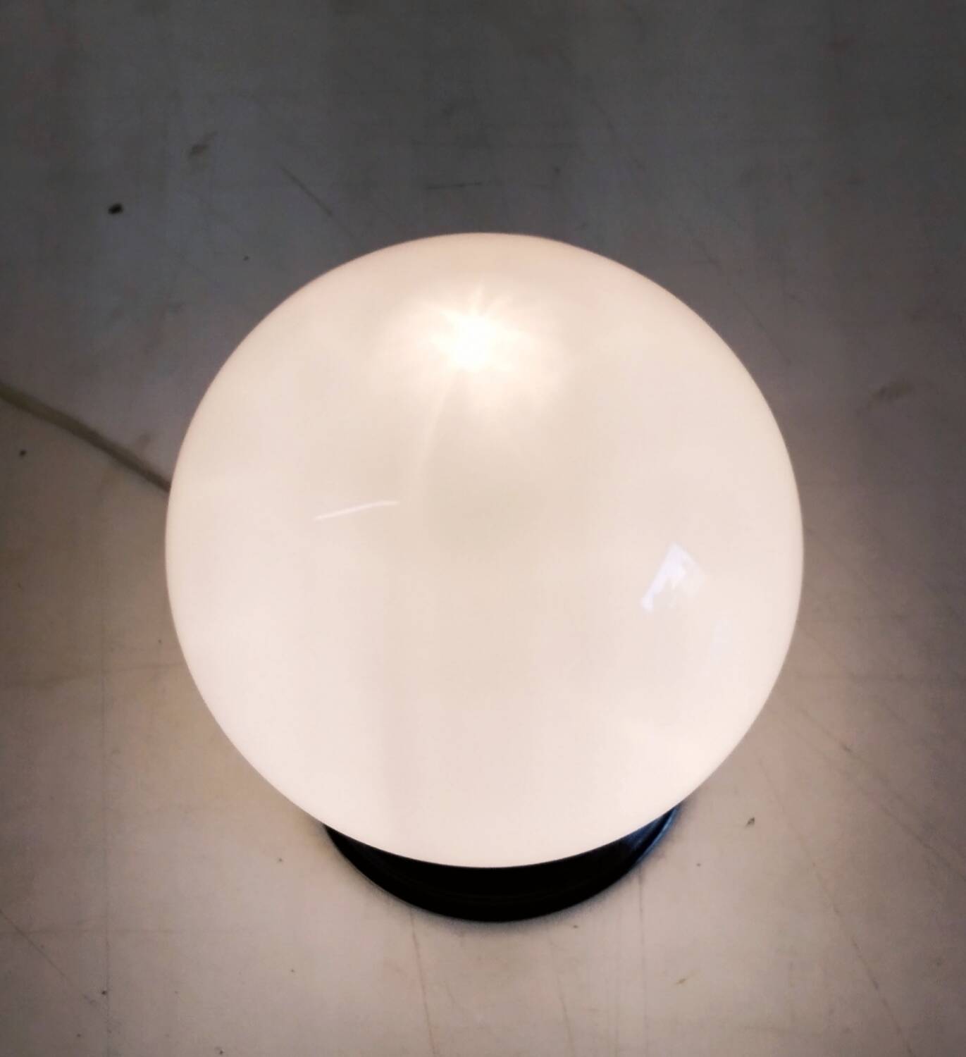 Ceiling light or Art Deco wall sconce with white opaline globe - early 20th century