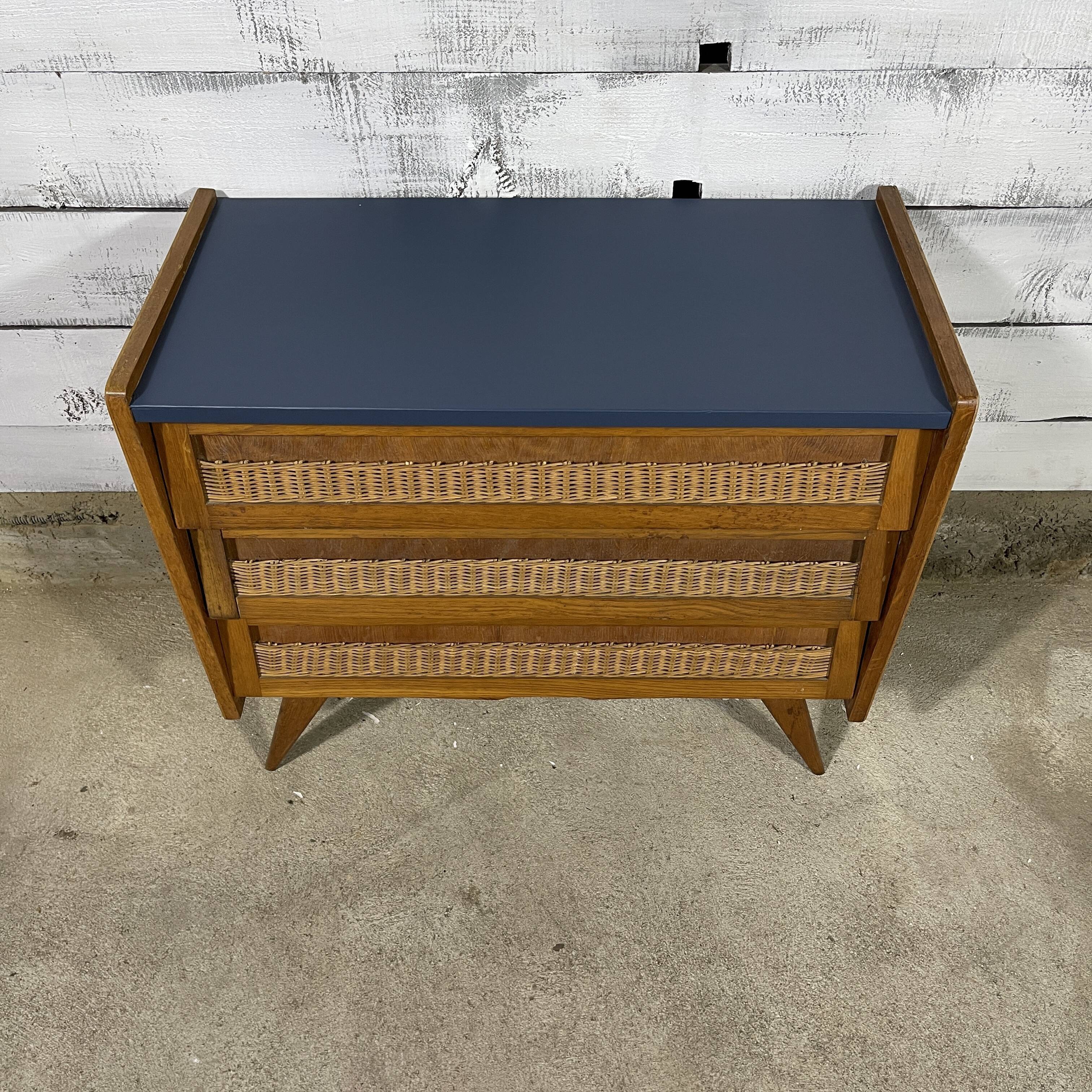 Vintage chest of drawers