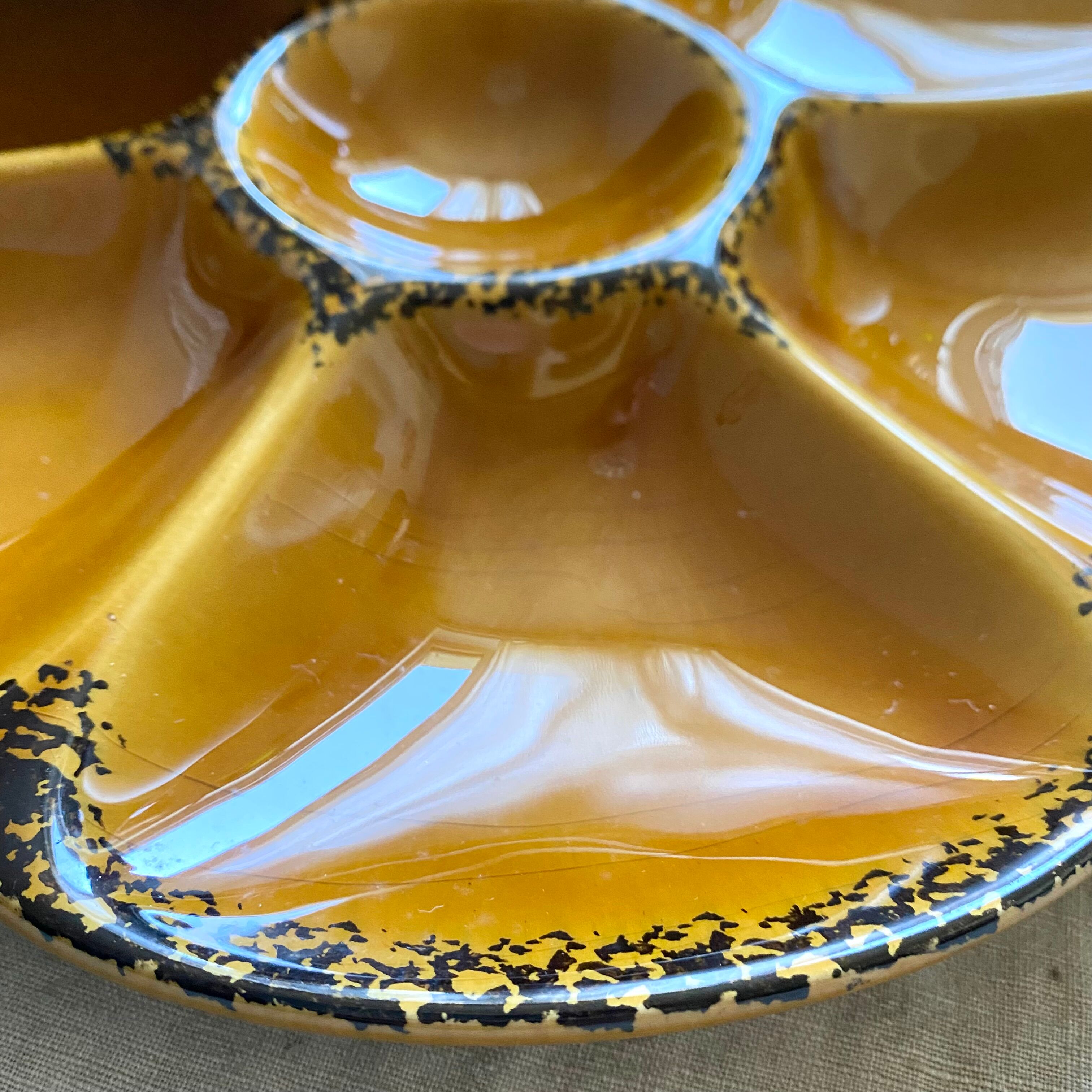 Vintage Gien oyster plates