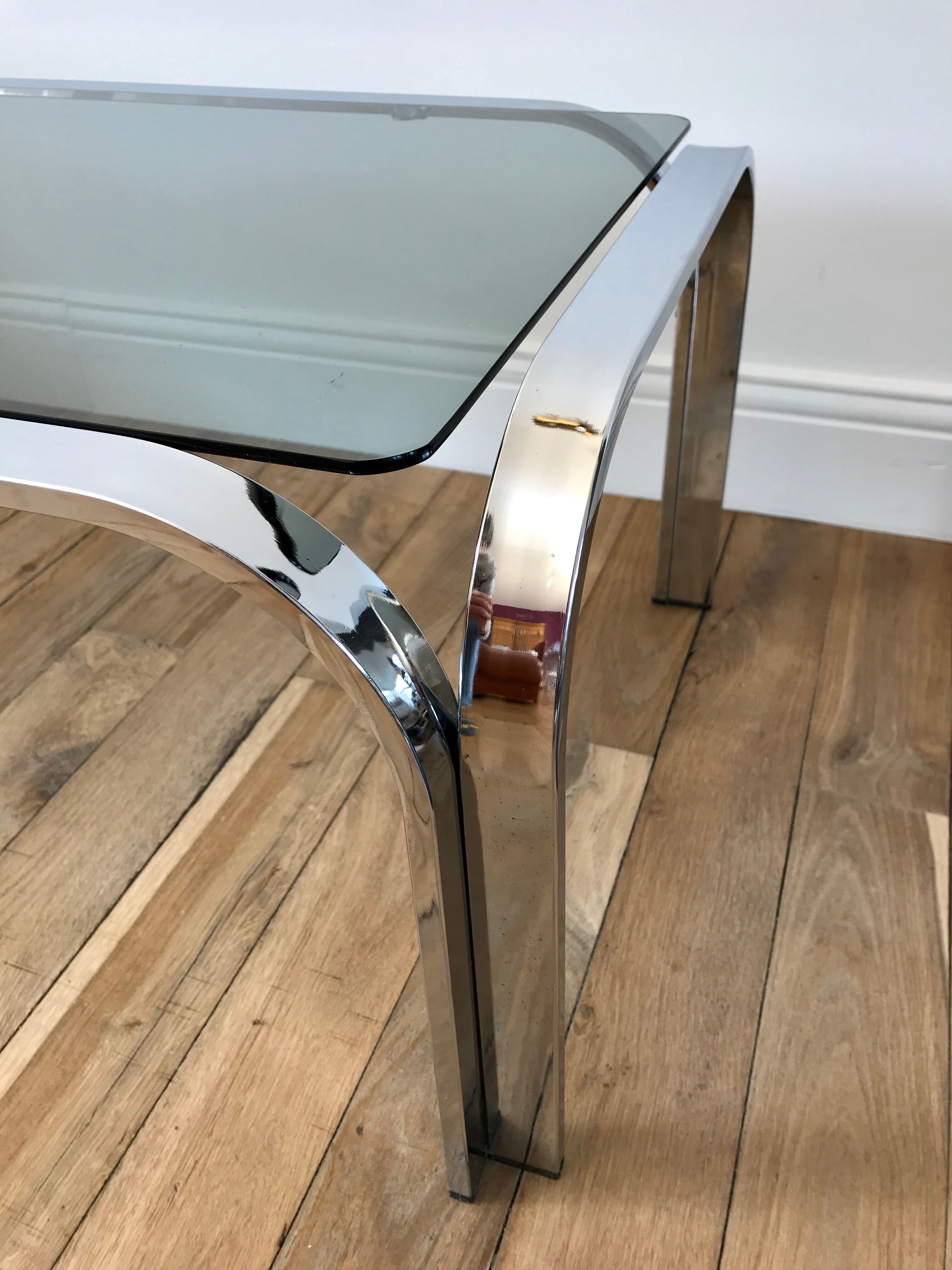 Coffee table in smoked glass and chrome 70s