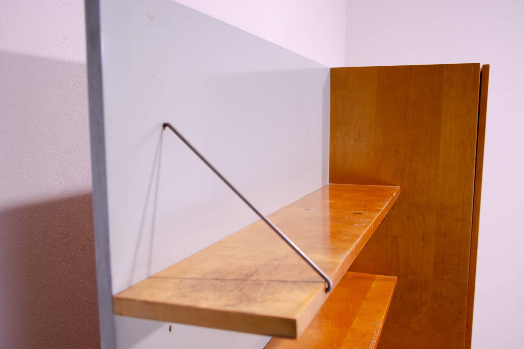 Armoire murale vintage des années 1960 par UP Závody, Tchécoslovaquie