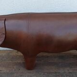 Cochon en cuir
