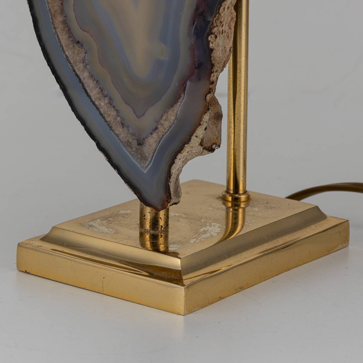 Vintage 20thc agate & brass table lamp by willy daro, belgium c.1970