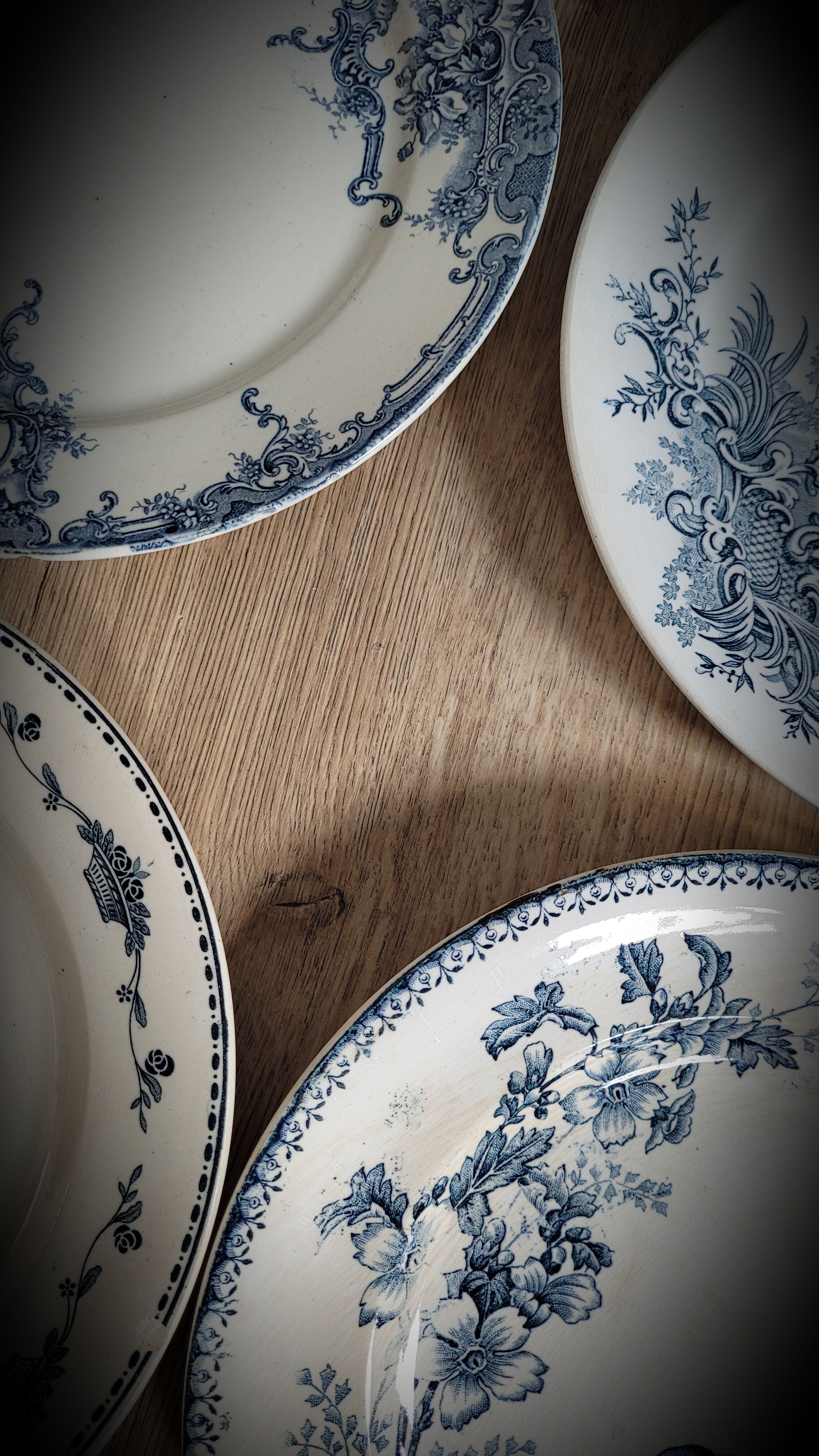 Set 4 blue mismatched plates