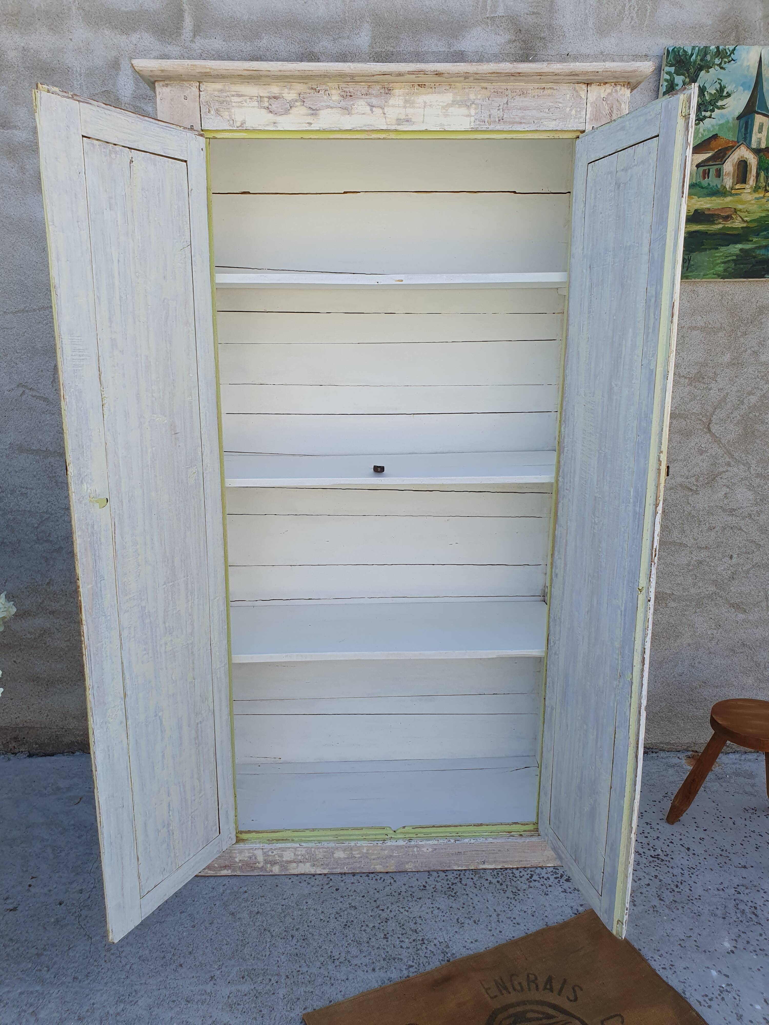 Armoire