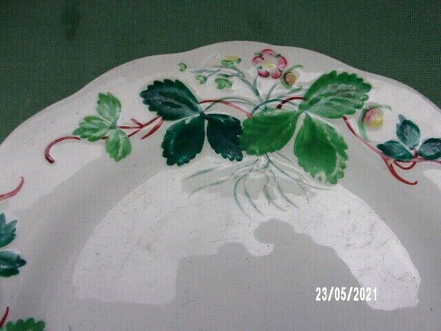 Strawberry splash plate, Creil Montereau, commissioned by George SAND