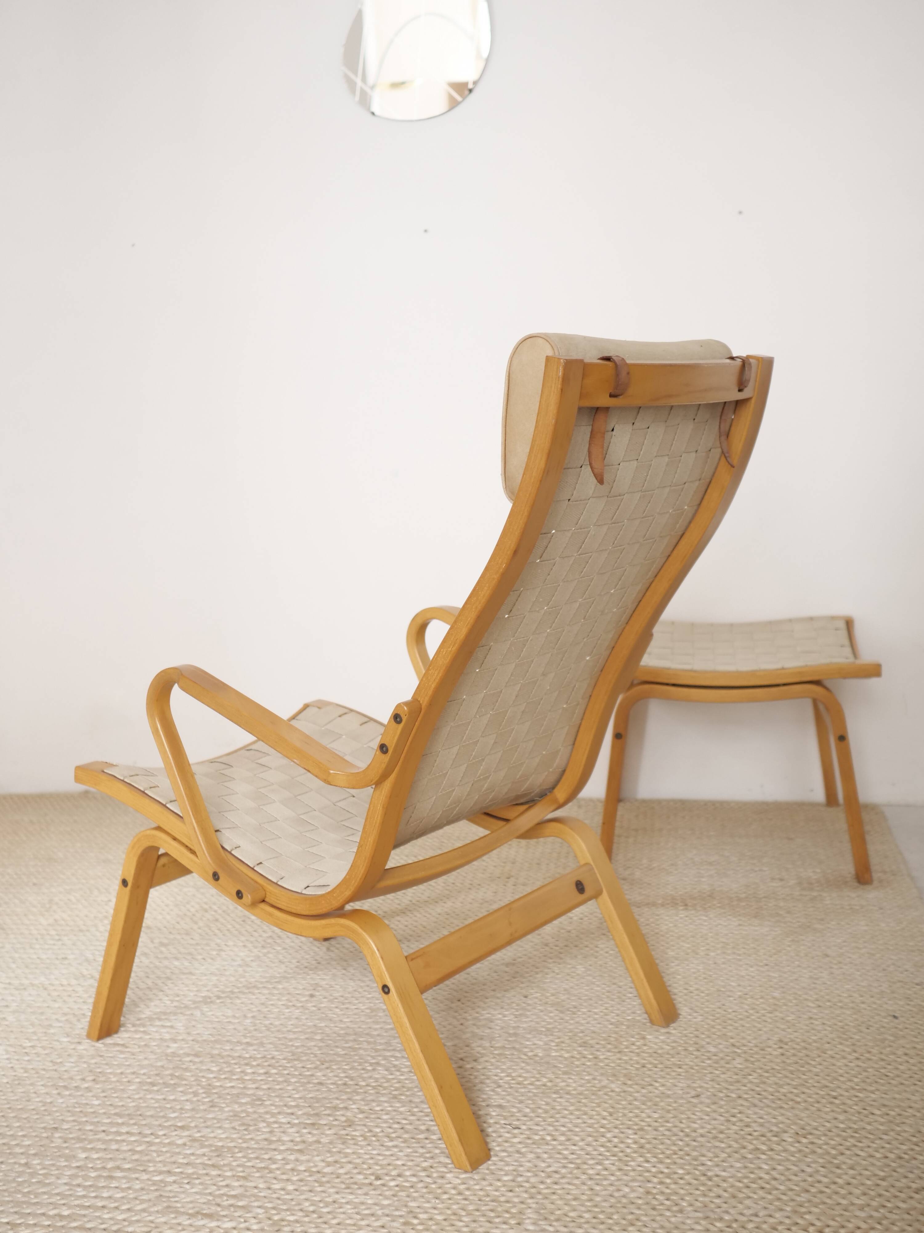Fauteul Scandinave Finn Ostergaard avec ottoman