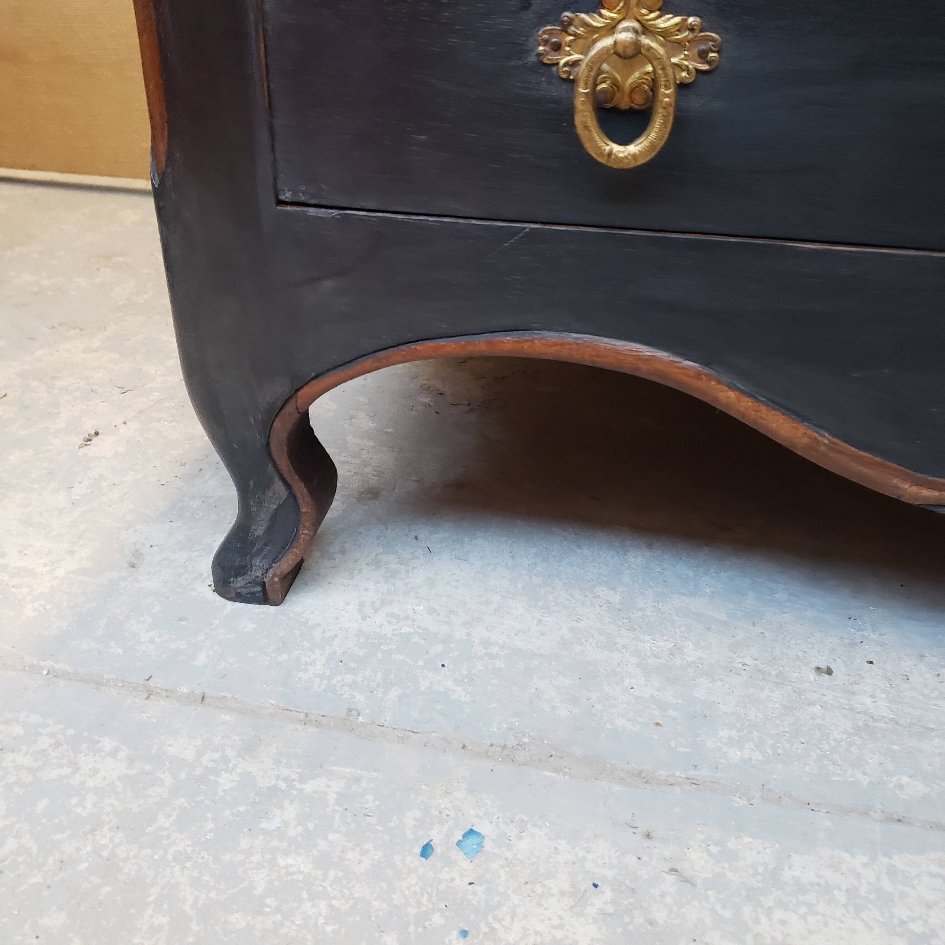 4 drawer chest of drawers