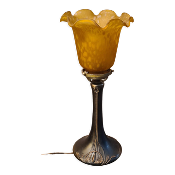 lampe de style art nouveau