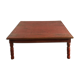 Table basse en bois laqué rouge