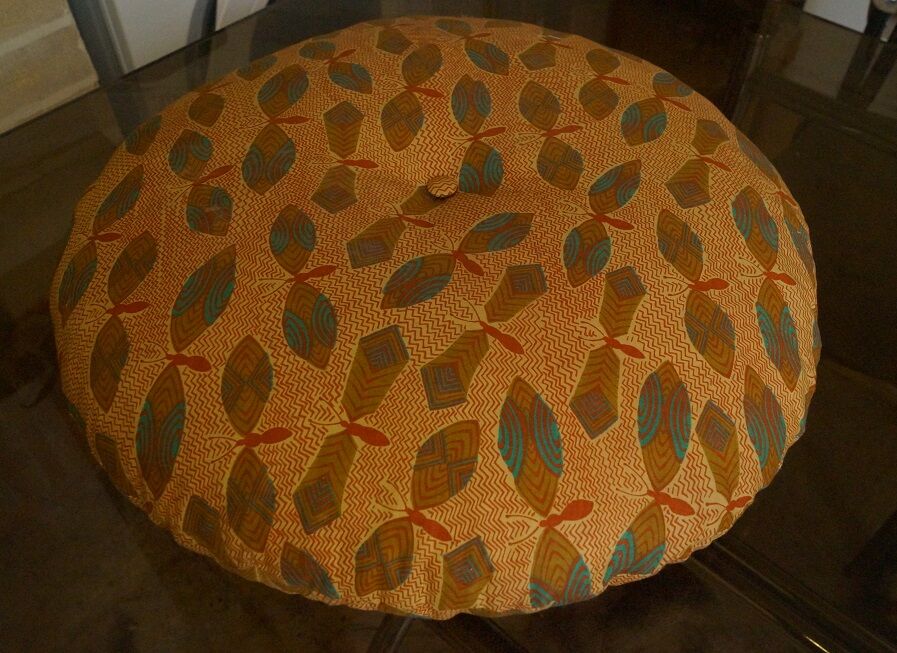 Cushion round vintage 1970 48cm