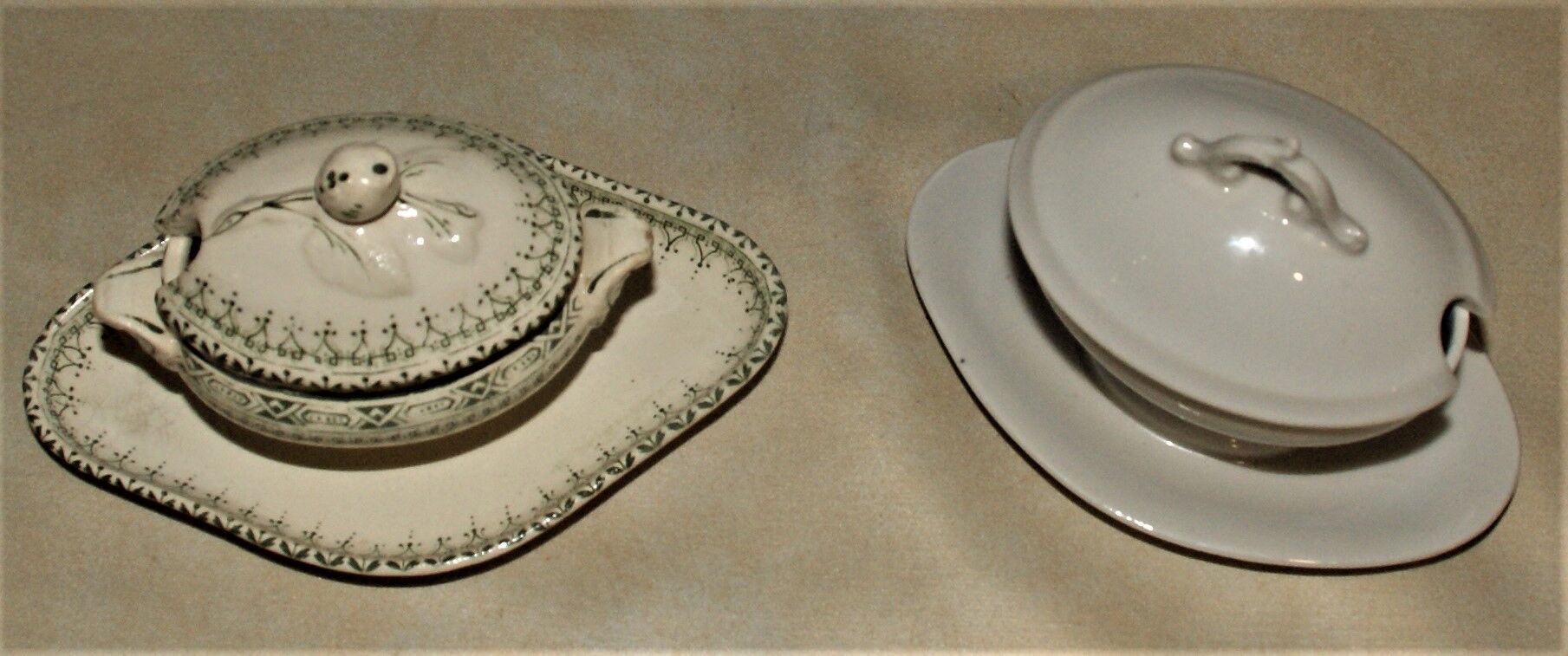 Two old mustard dishes