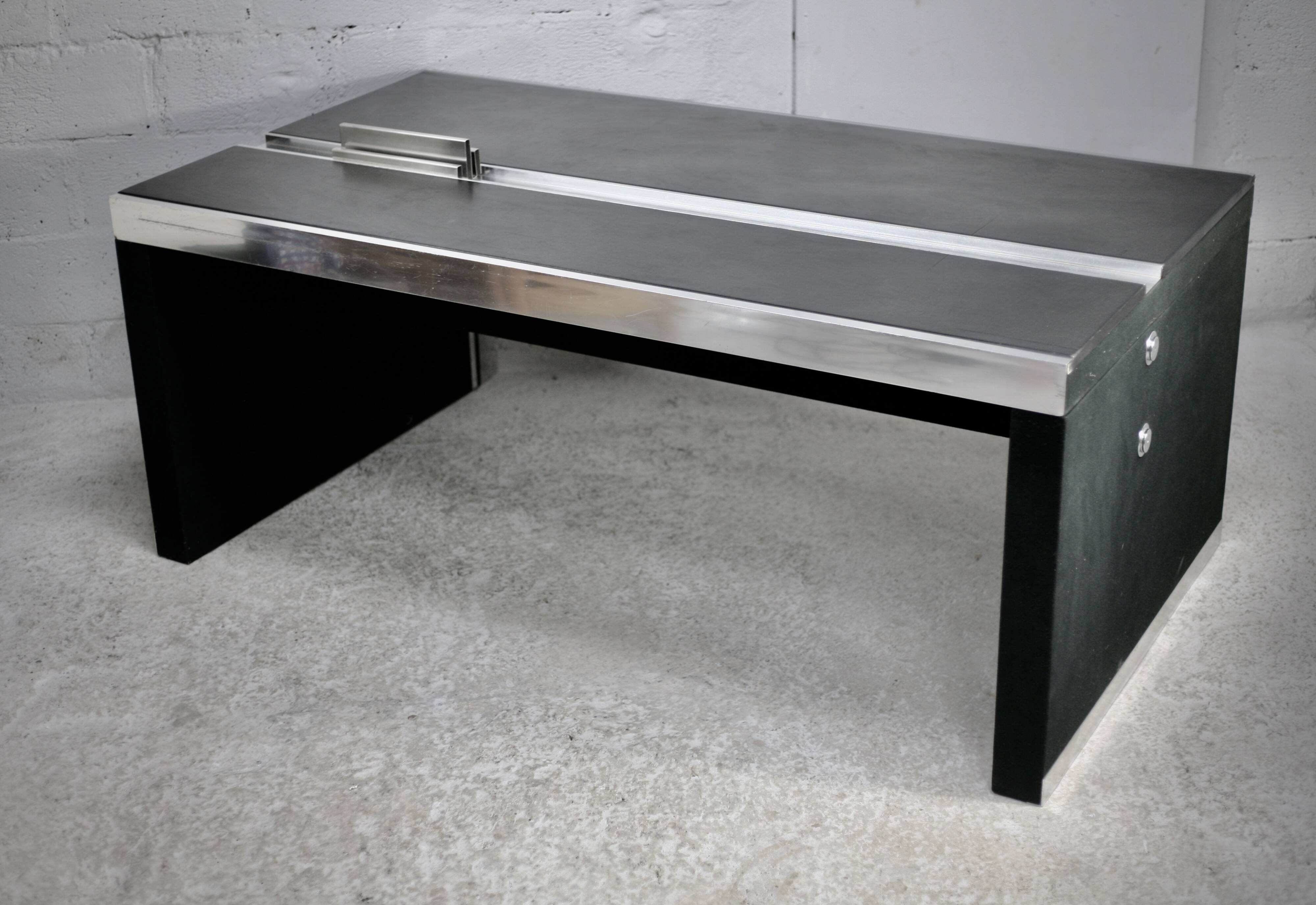 Important office of Guido Faleschini, published by Mrariani. Italy 1970. Space age