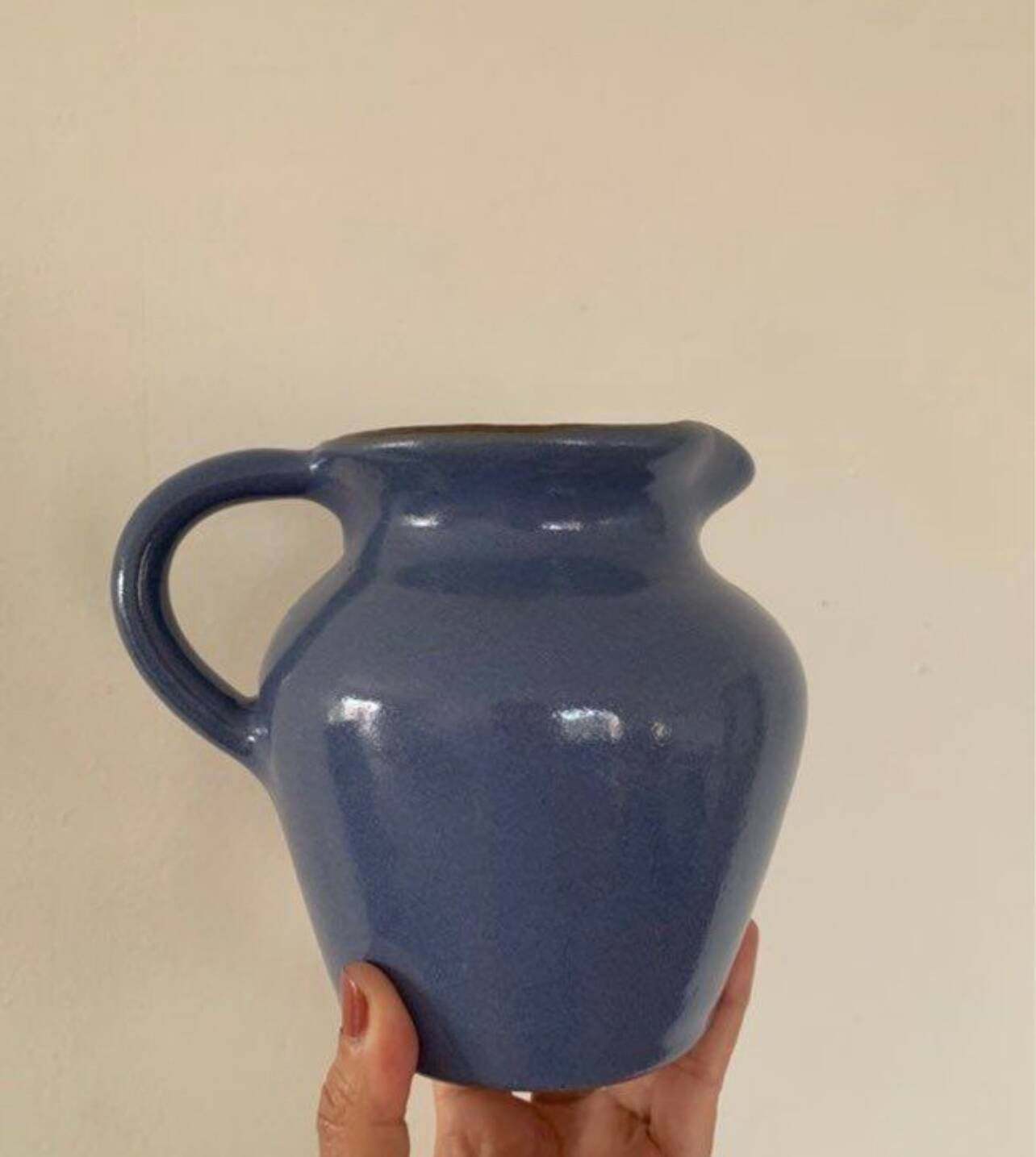 Pichet en céramique grès vernissé bleu