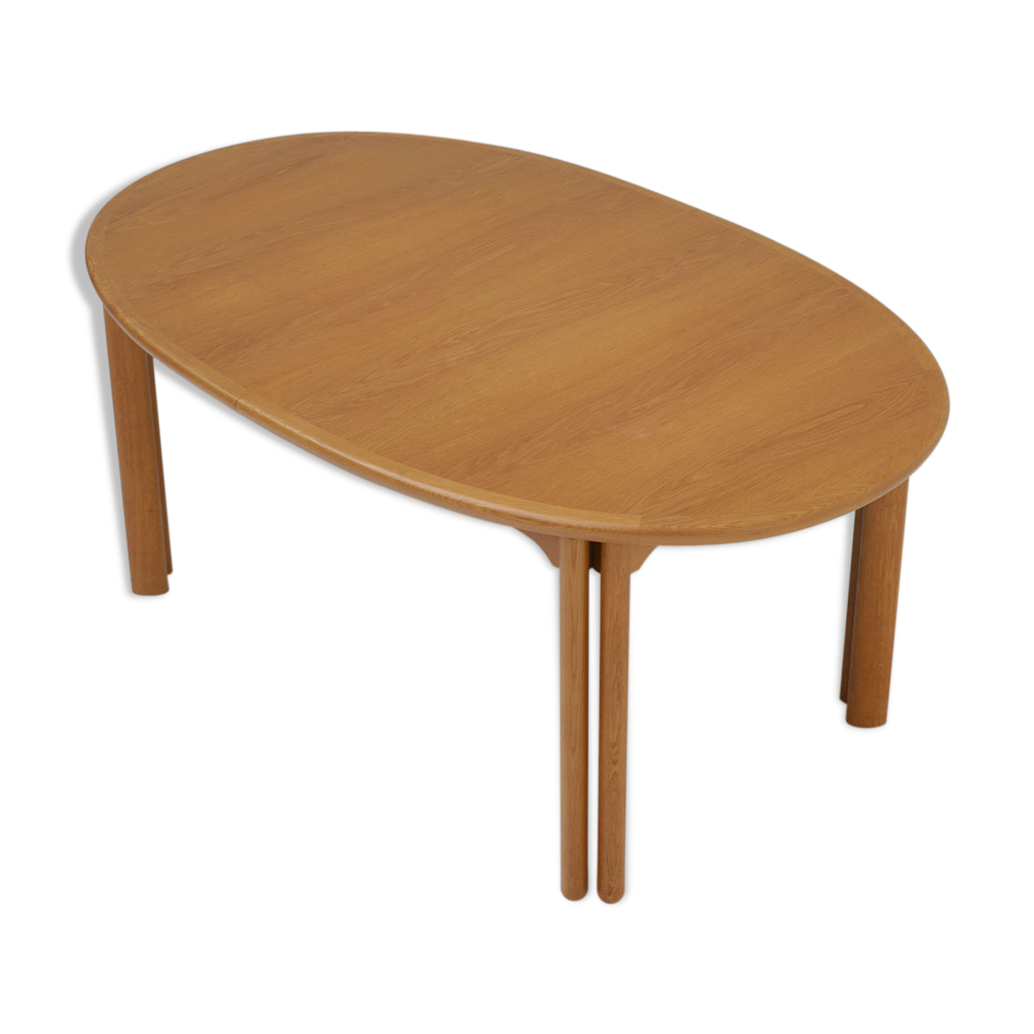 Extendable dining table by Van Den Berghe pauvers