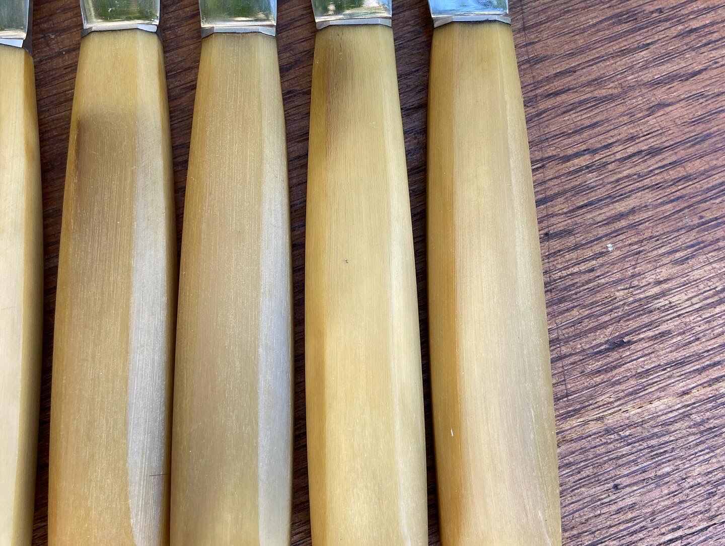 Set of 10 knives and 12 vintage horn knives