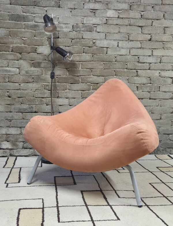 Fauteuil triangle vintage ''Escapade '' design cocon années 70'.
