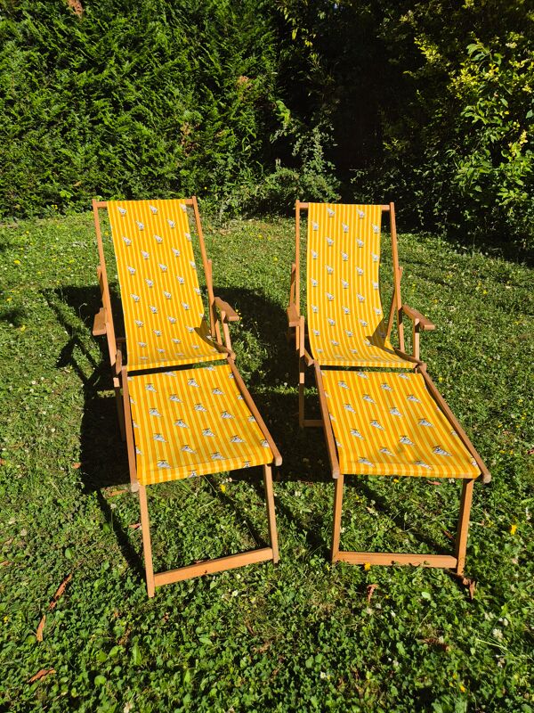 2 tansats chilienne vintage bois et toile jaune imprimé voilier avec repose