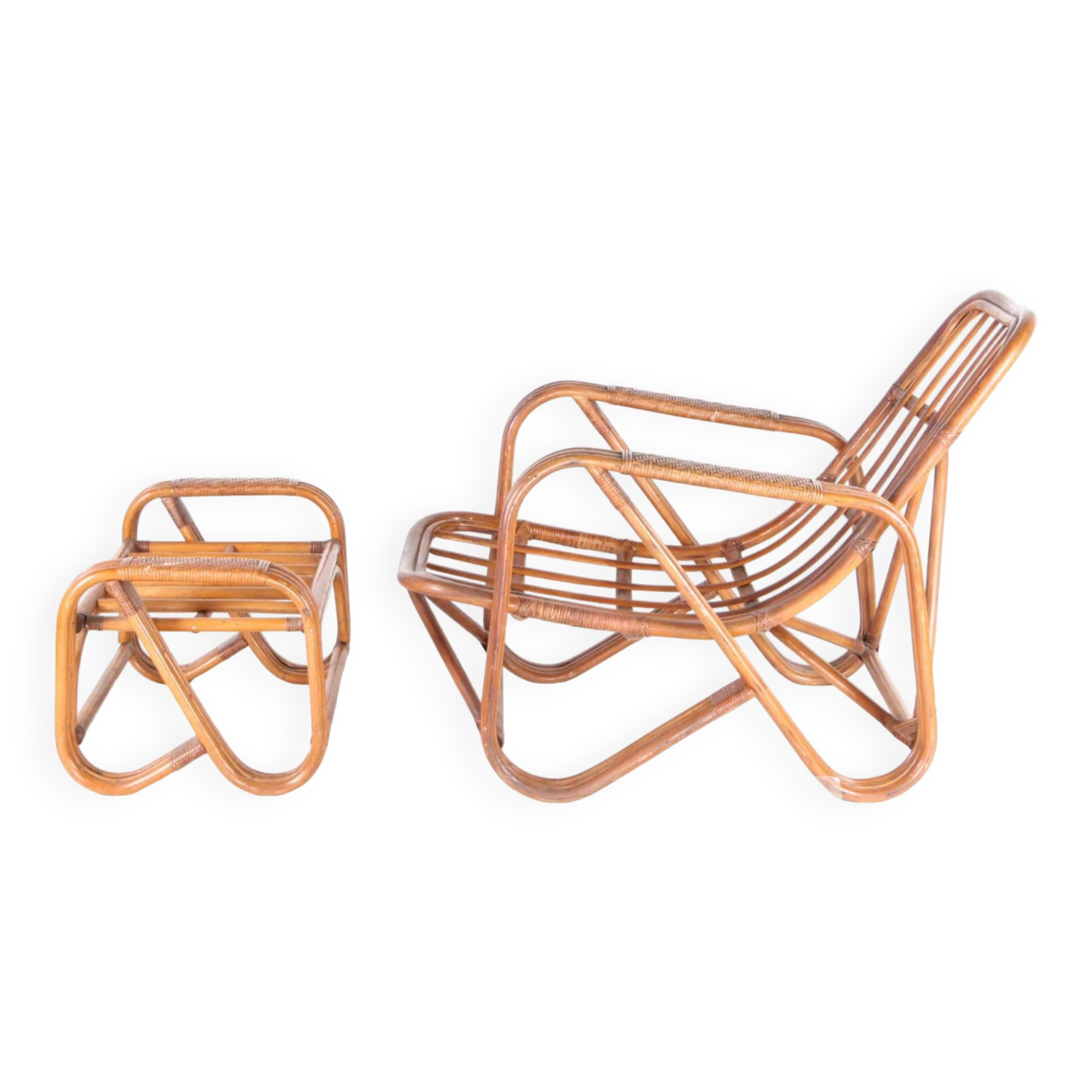 Rattan lounge chair