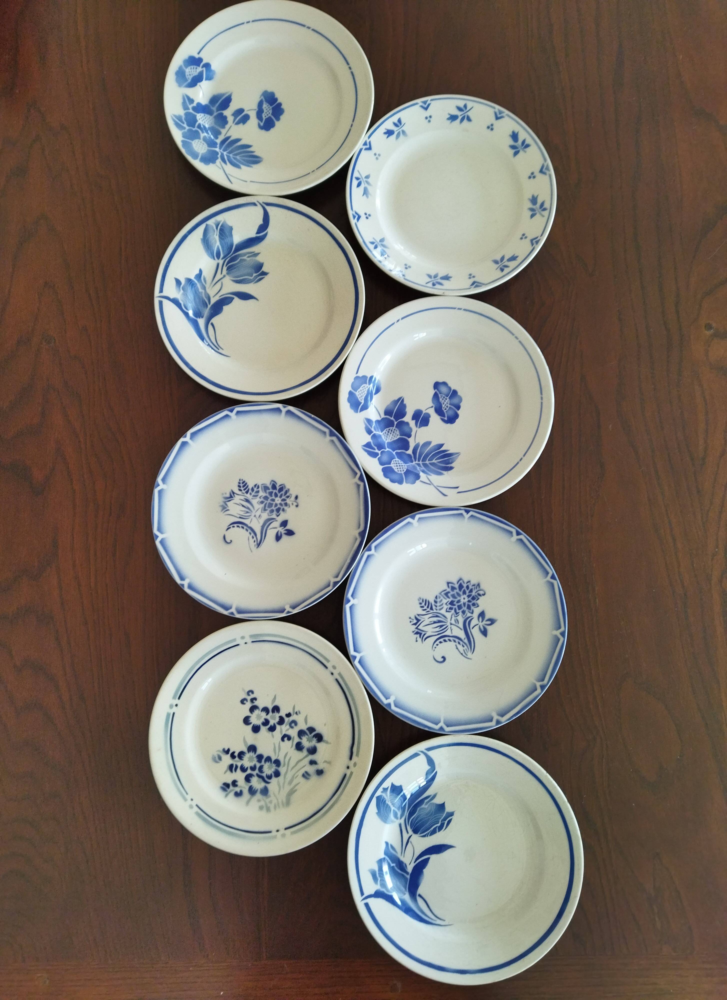 8 French earthenware dinner plates (Gien Sarreguemines Digoin Moulin des Loups Orchies)