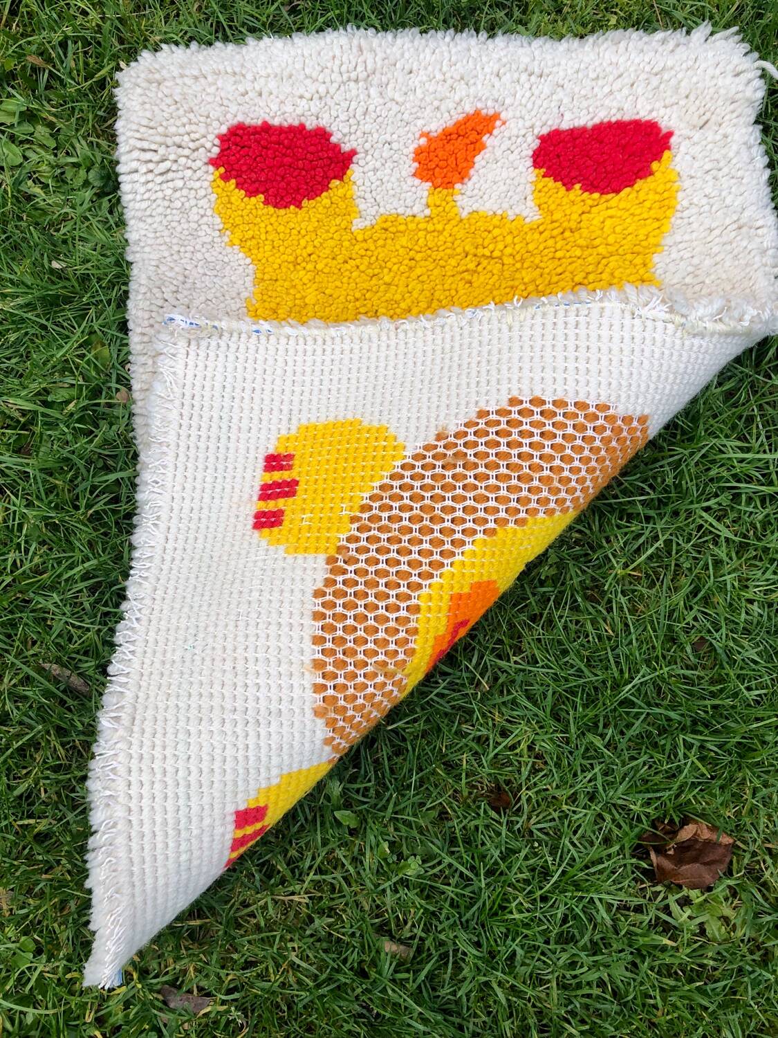 Children's lion wool rug