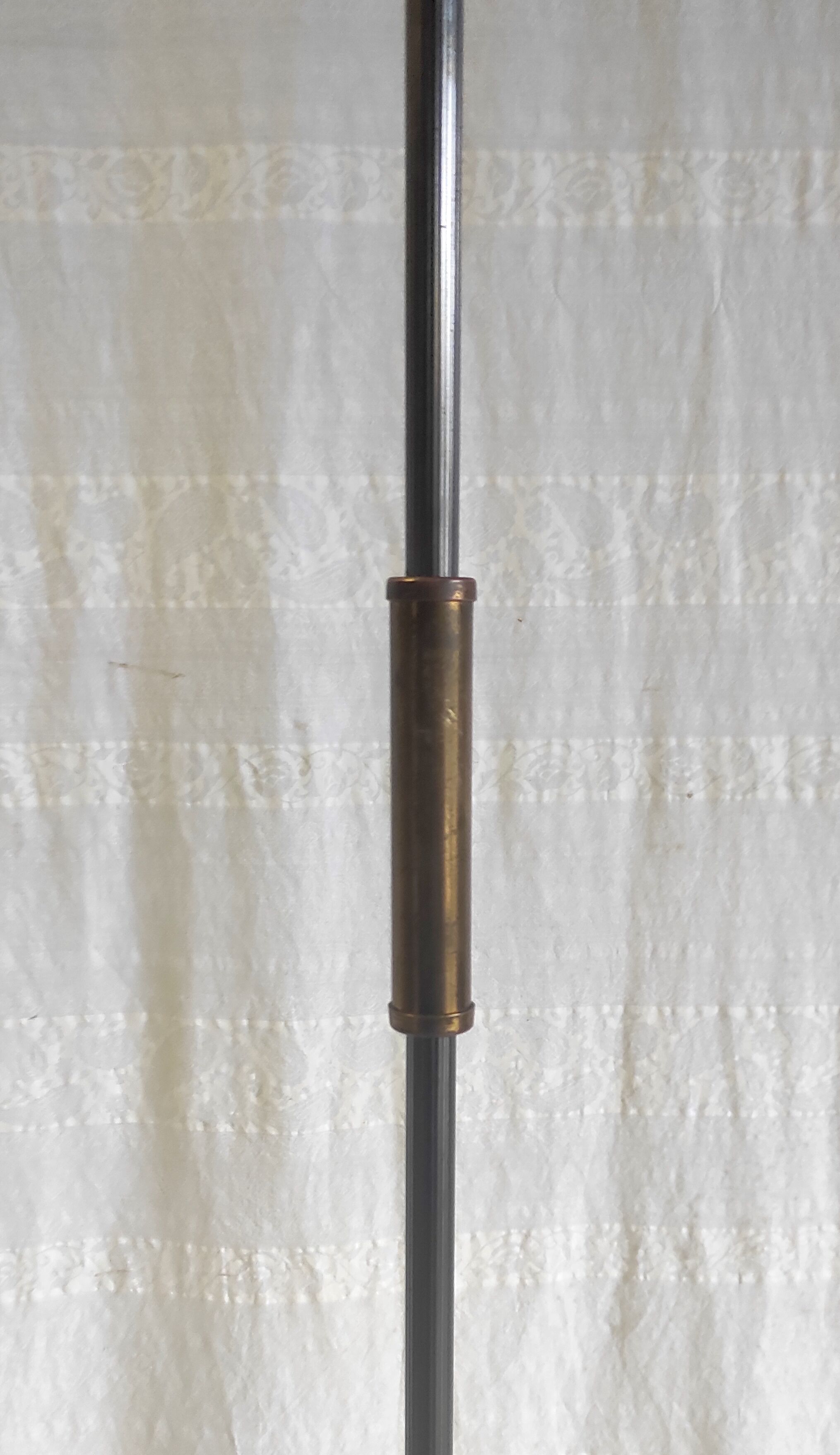 Tripod floor lamp in brass and metal – 50s/60s