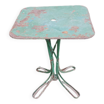 Table de jardin