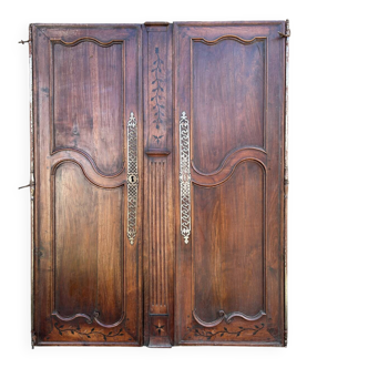 Pair of Louis XV oak wardrobe doors – 18th century