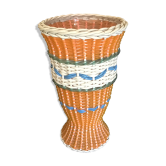 Glass scoubidou vase
