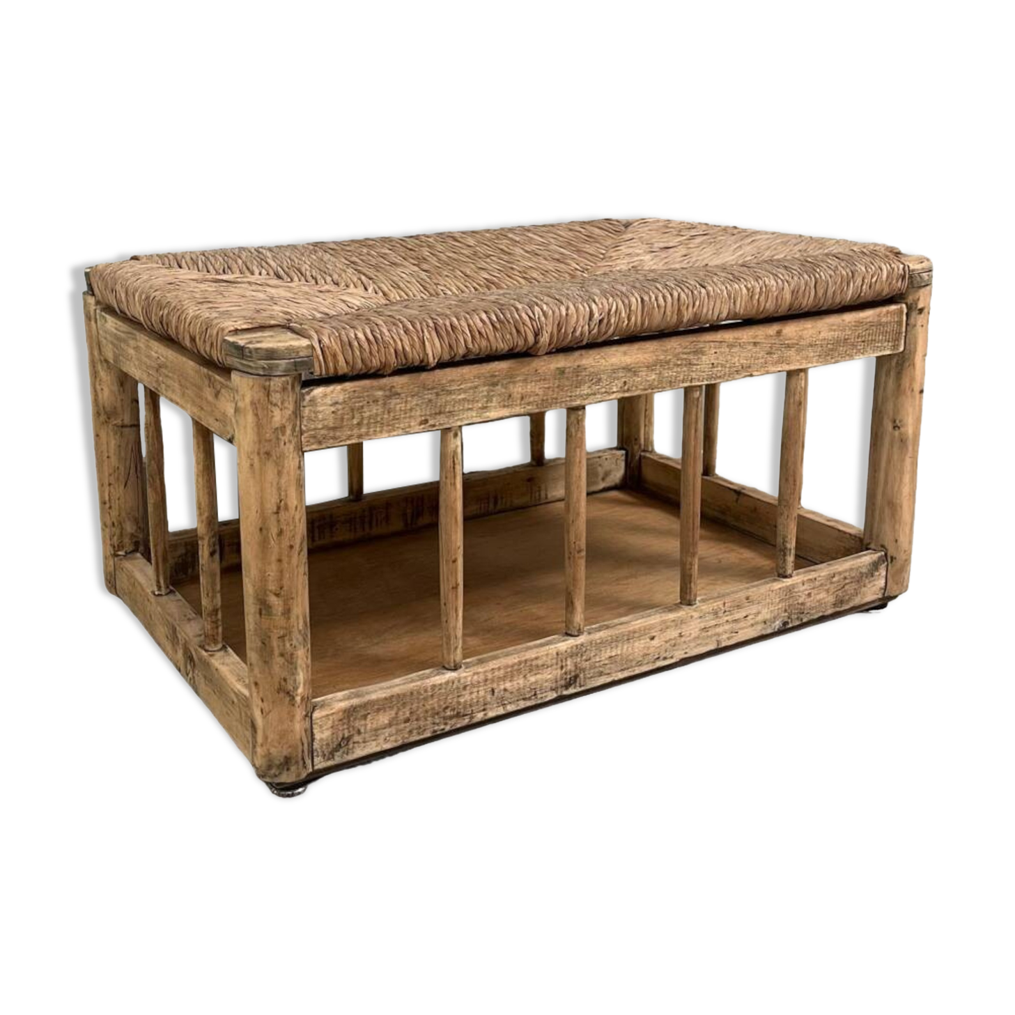 Storage bench in wood and straw (renovated)