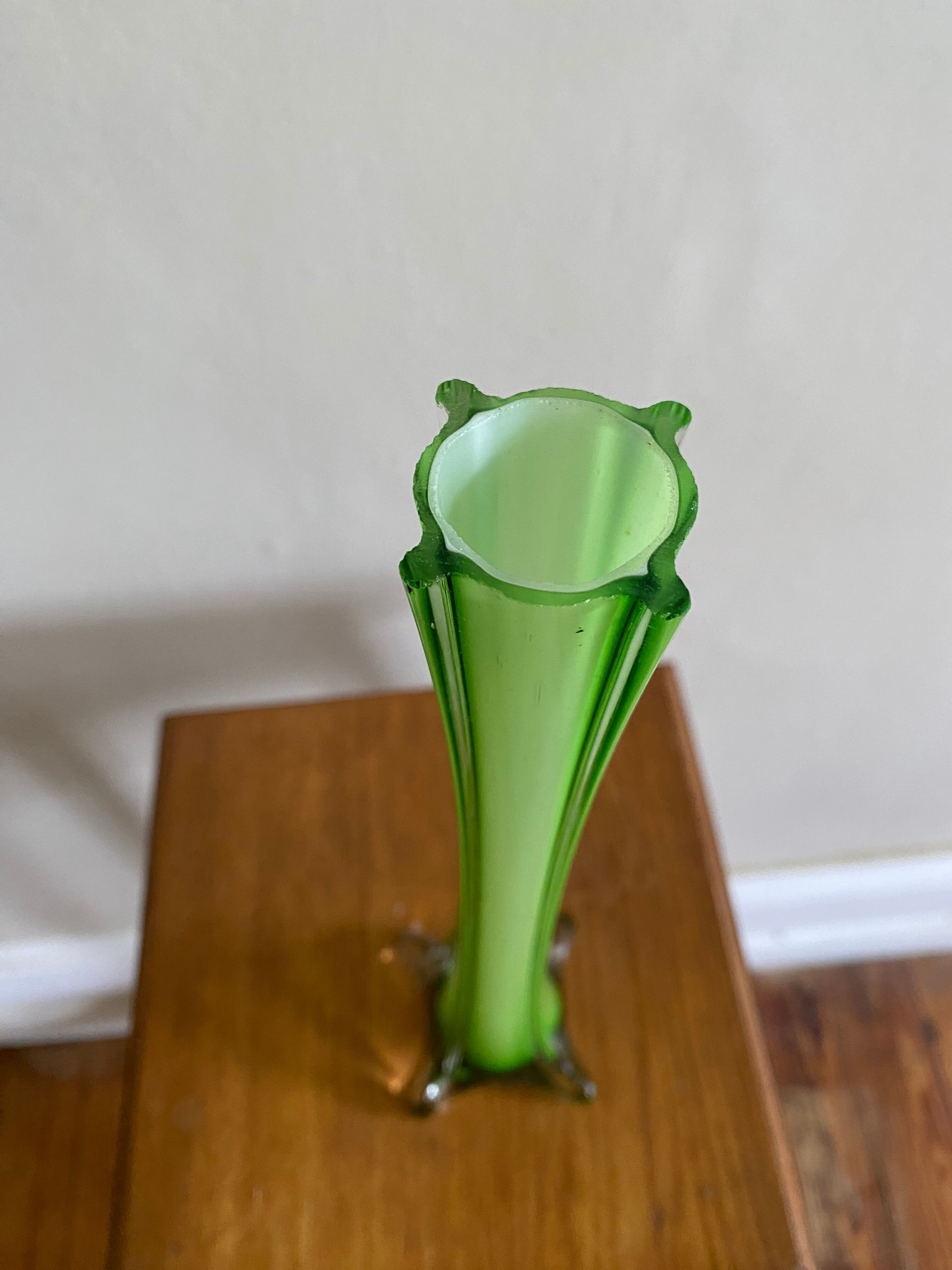 Set of two green soliflores