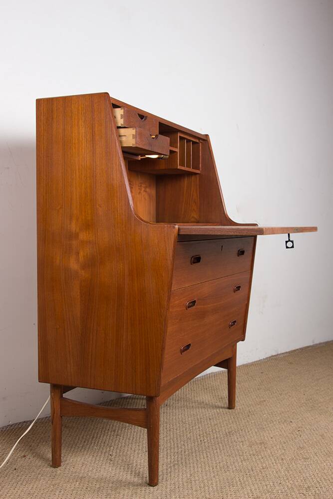 Danish Teak Secretary Desk Model 37 by Arne Wahl Iversen for Vinde Mobelfabrik 1960.