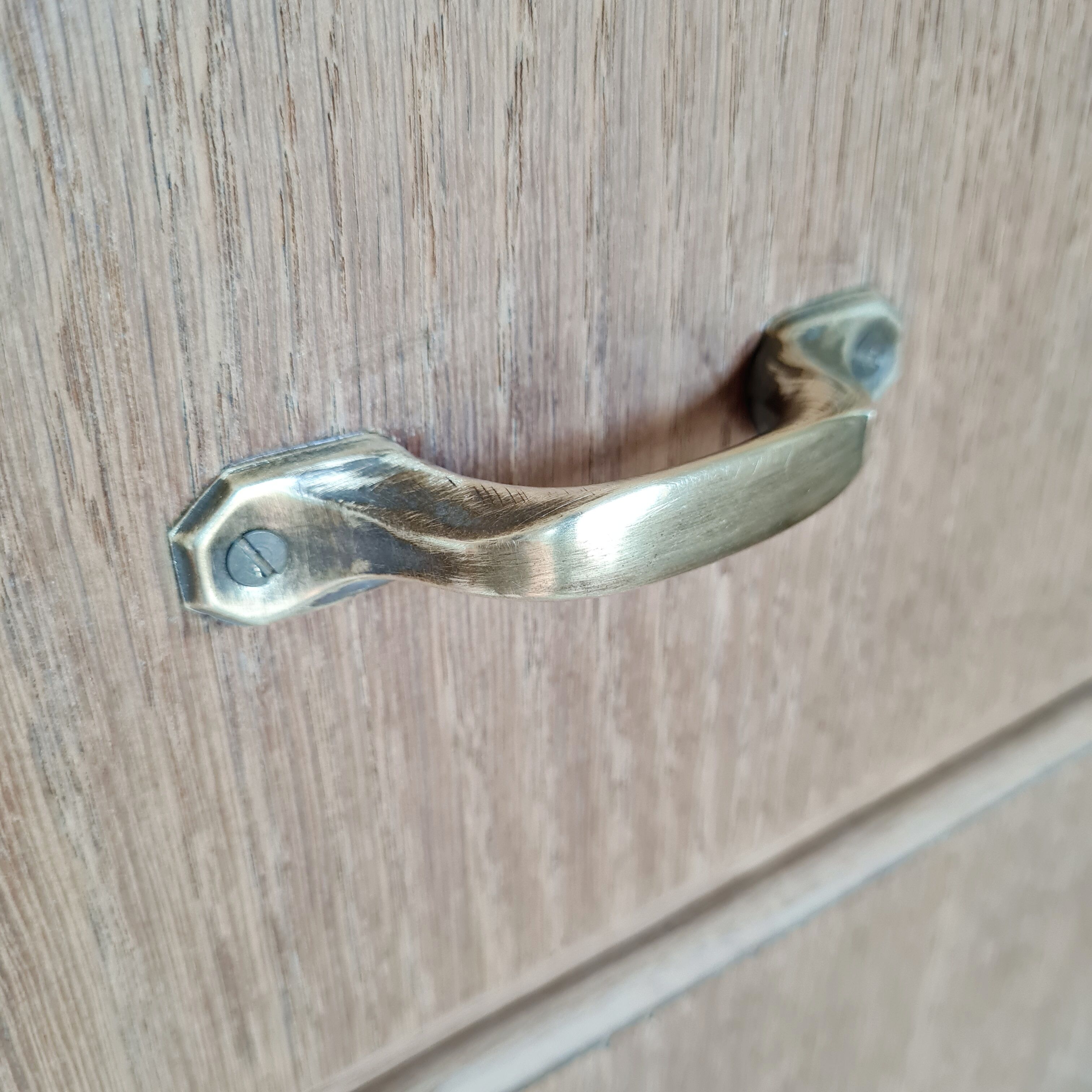Furniture binder of trade oak raw