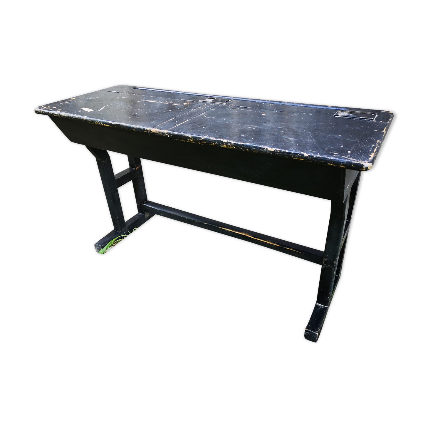 Former schoolboy desk