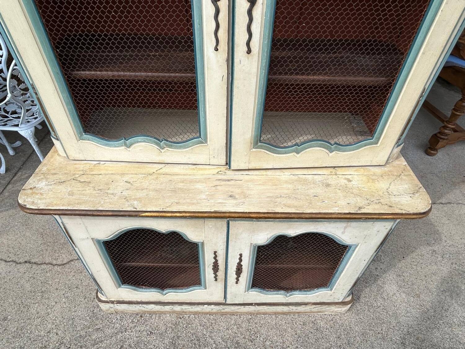 Two Body Buffet On Louis XIV Plinths In Lacquered Oak 18th Century