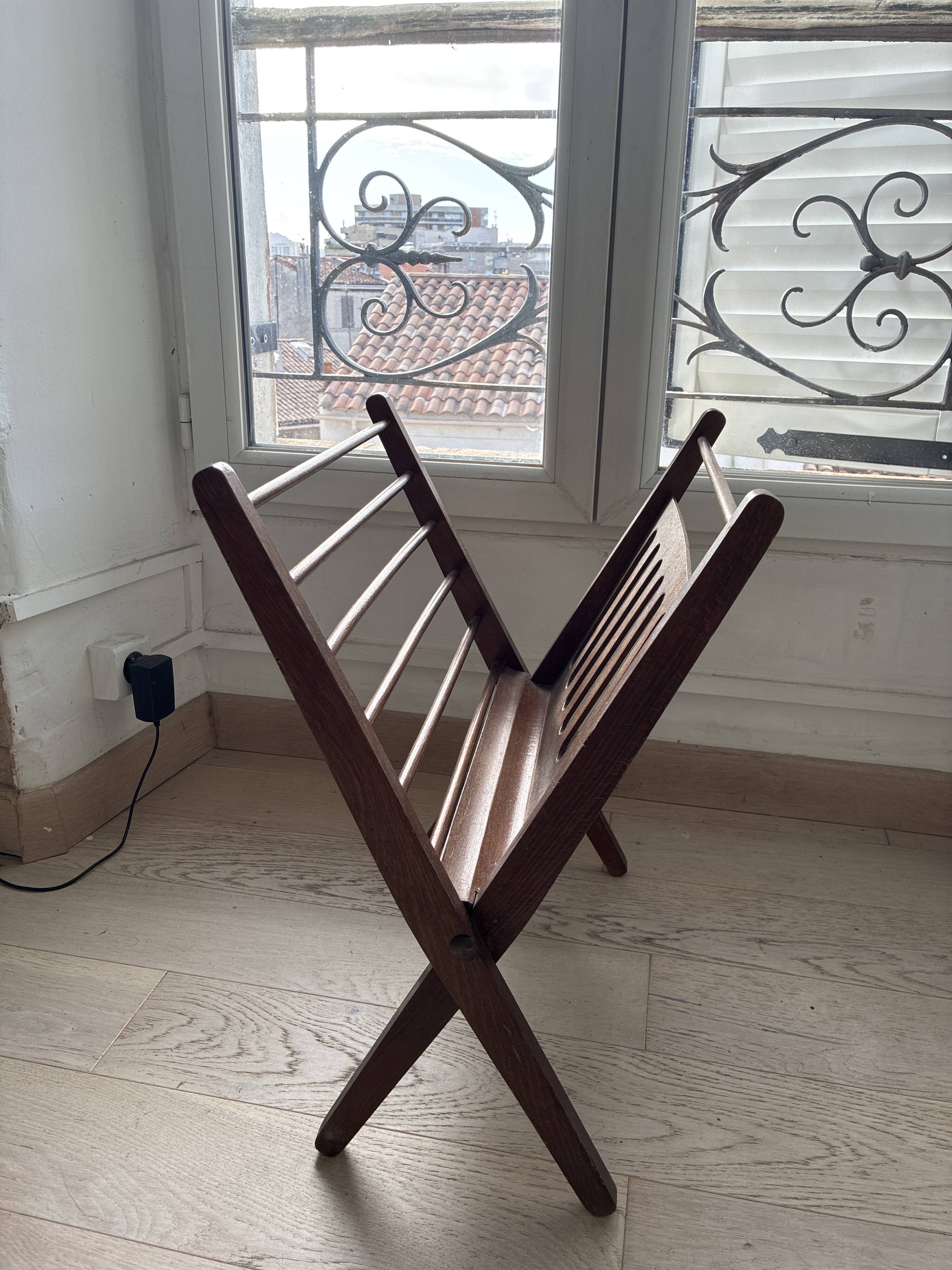 Braakman magazine rack