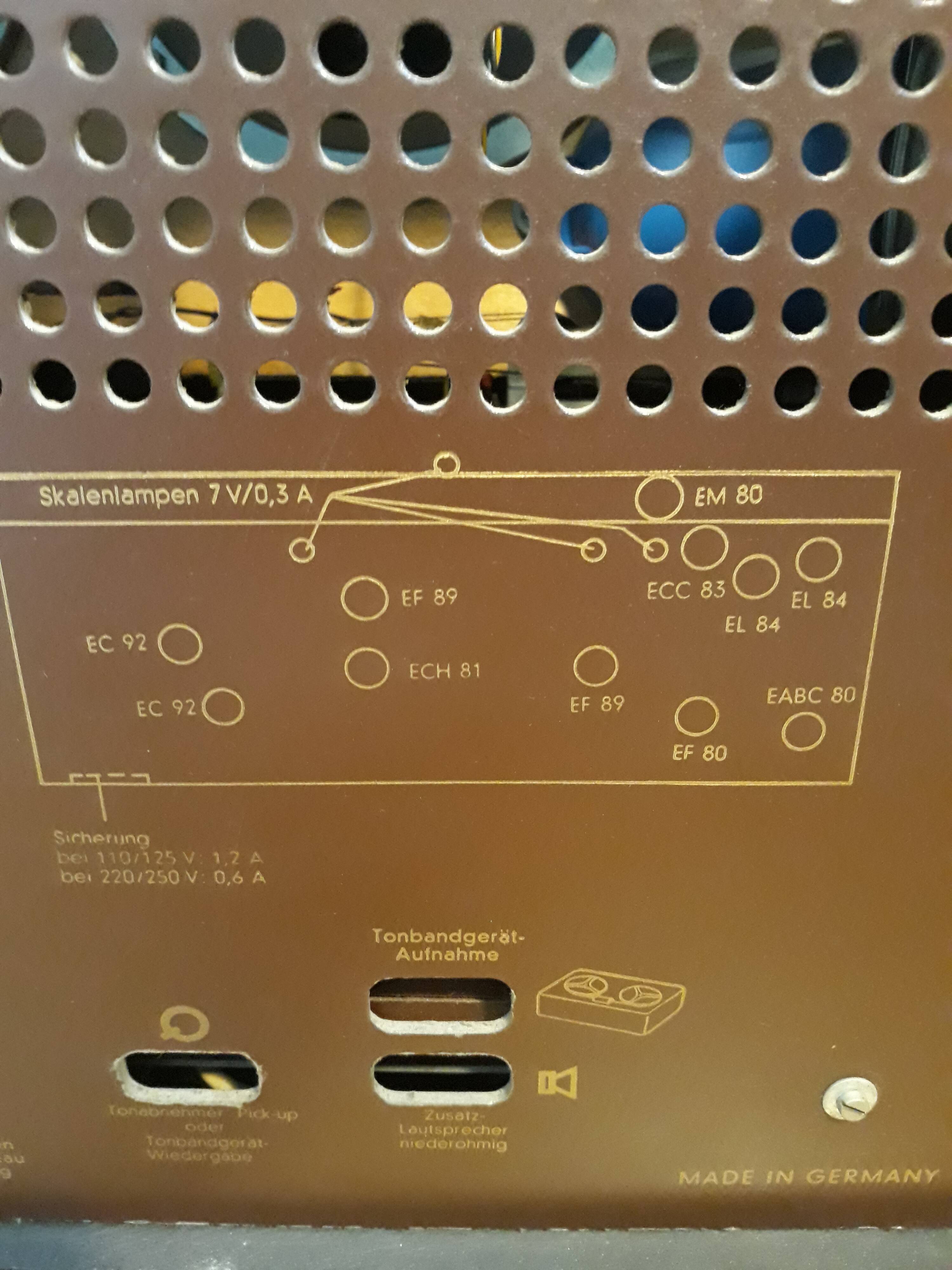 Vintage radio siemens schatulle m57