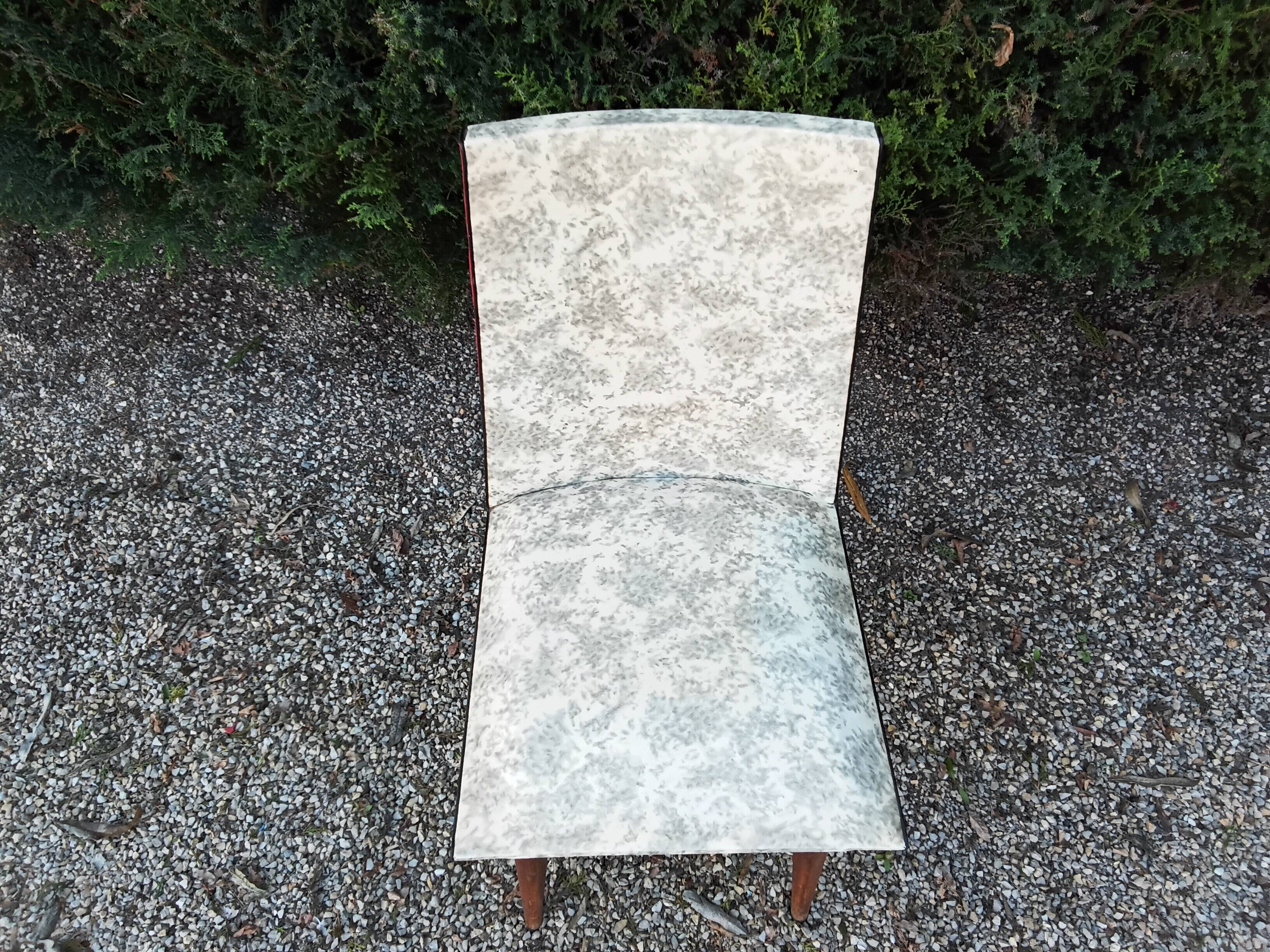 Chaise vintage pieds compas