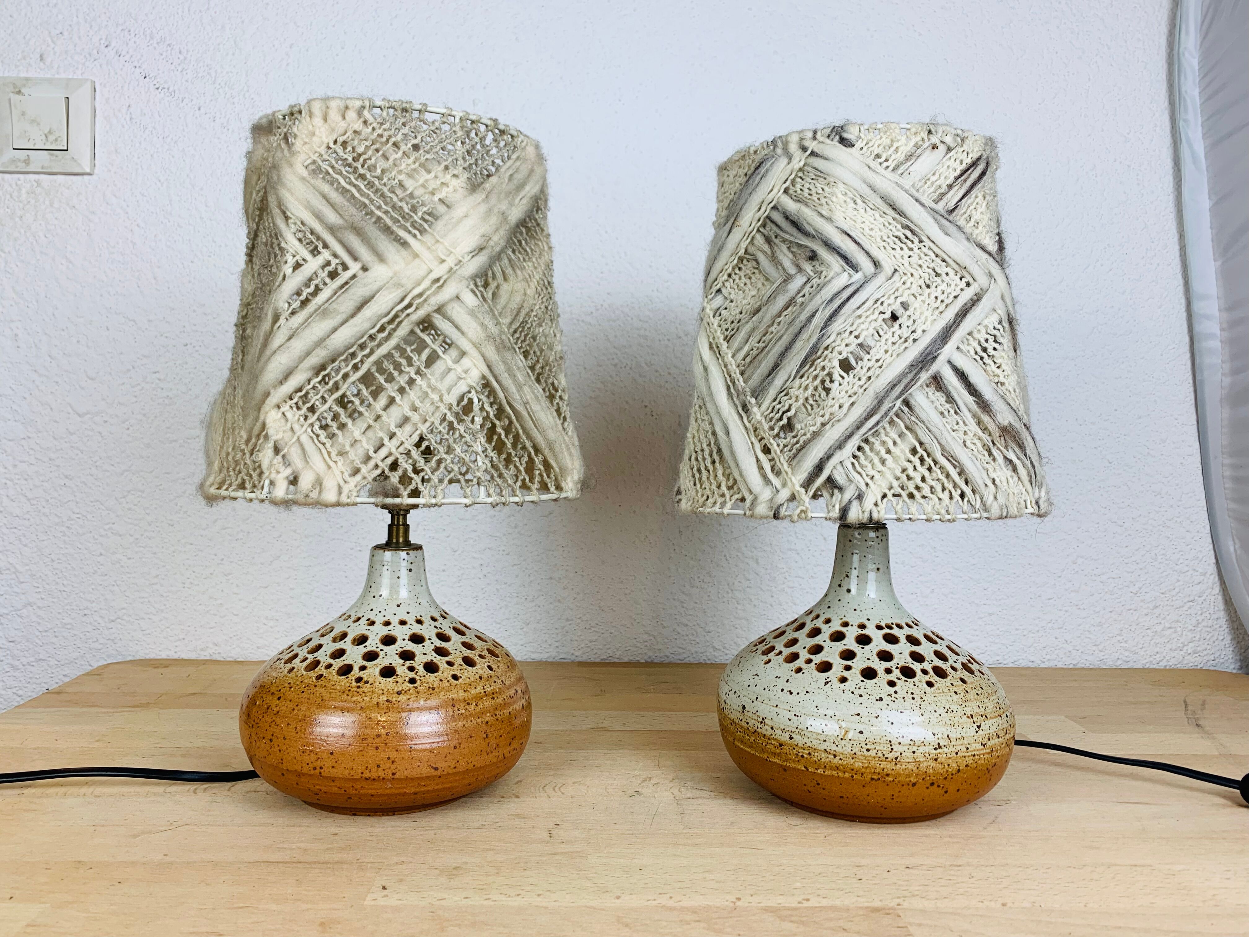 Paire de lampes grès abat jour laine atelier 7 soleils de Bernadette Ver Eecke Scherrer