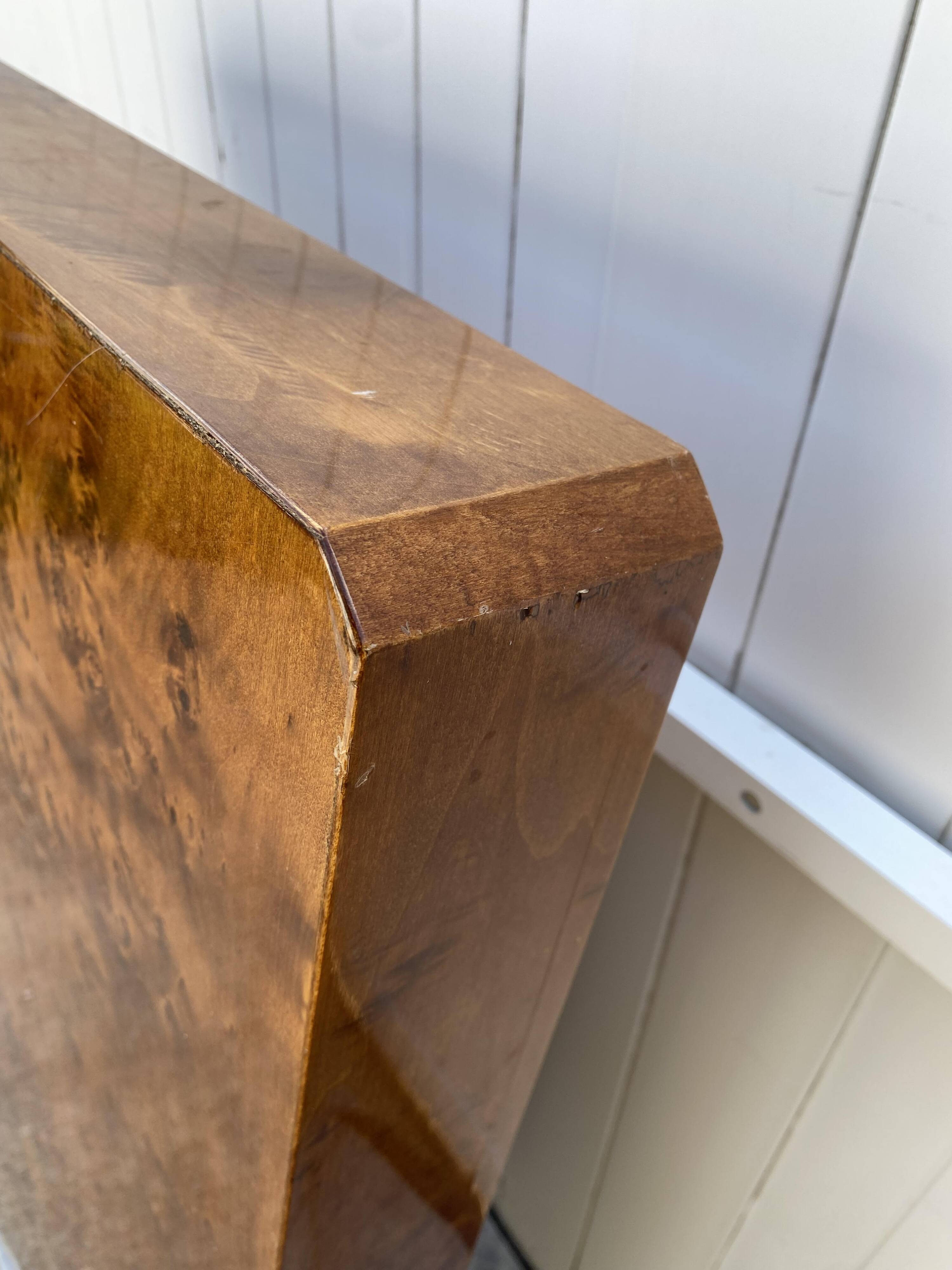 Table basse en loupe d’orme Roche et Bobois vintage 70s