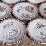 Sept assiettes à dessert terre de fer aux oiseaux f.f.Pexonne fin XIX ème