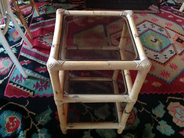 Table d'appoint en rotin
