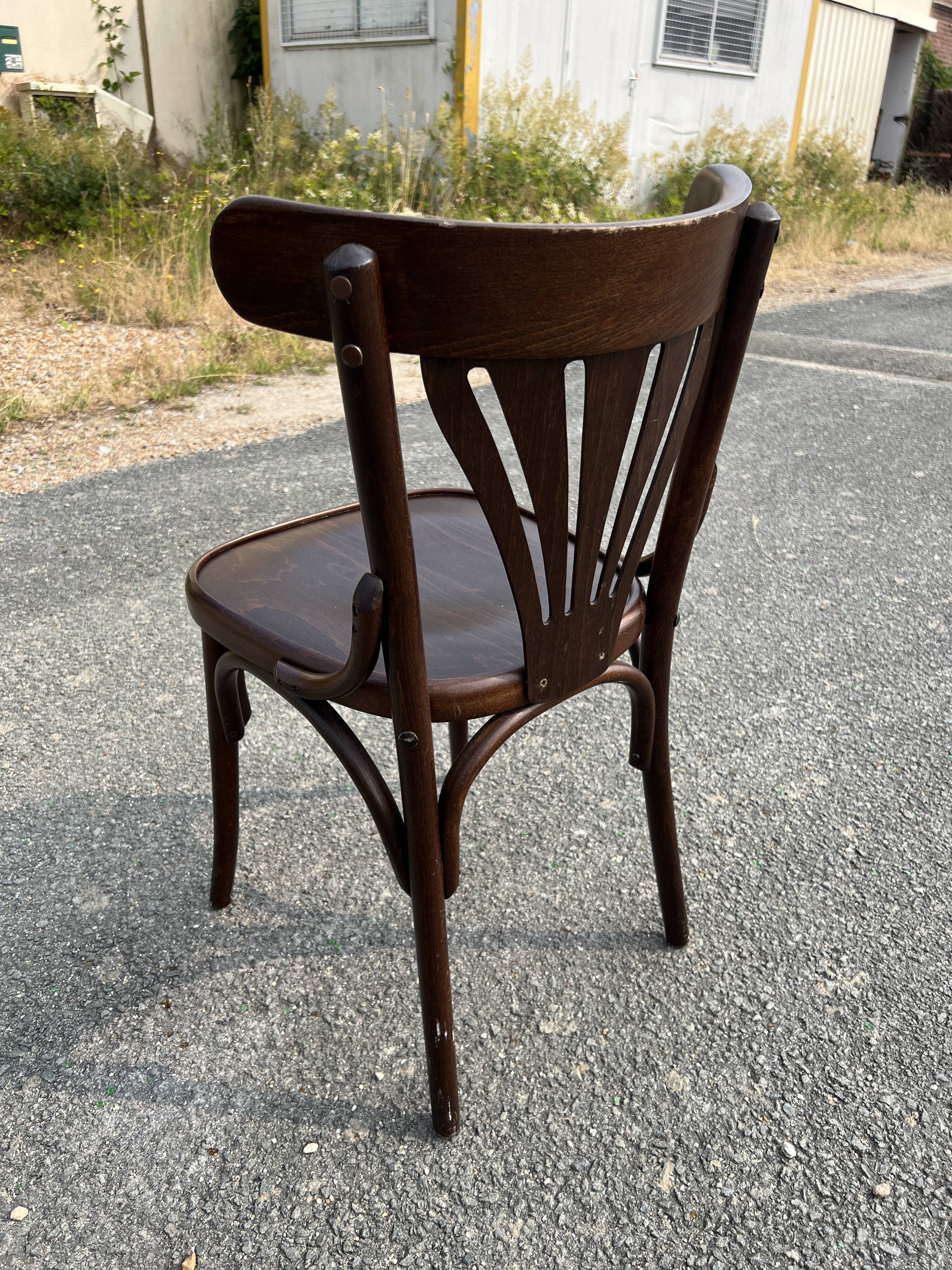 Set of 16 bistro chairs