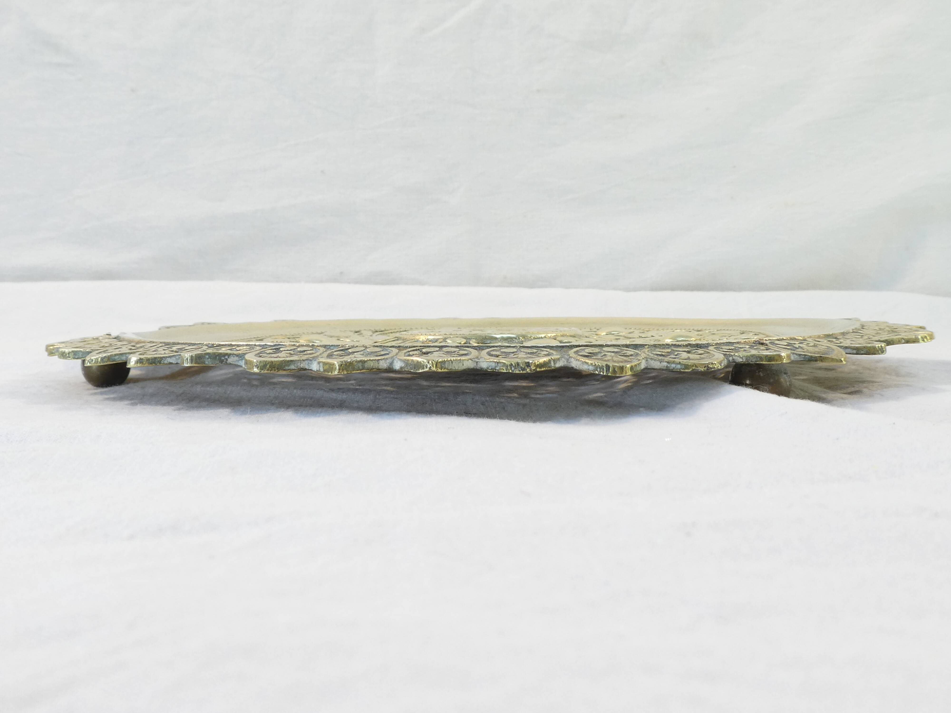 Bronze ewer tray or tray in Renaissance style